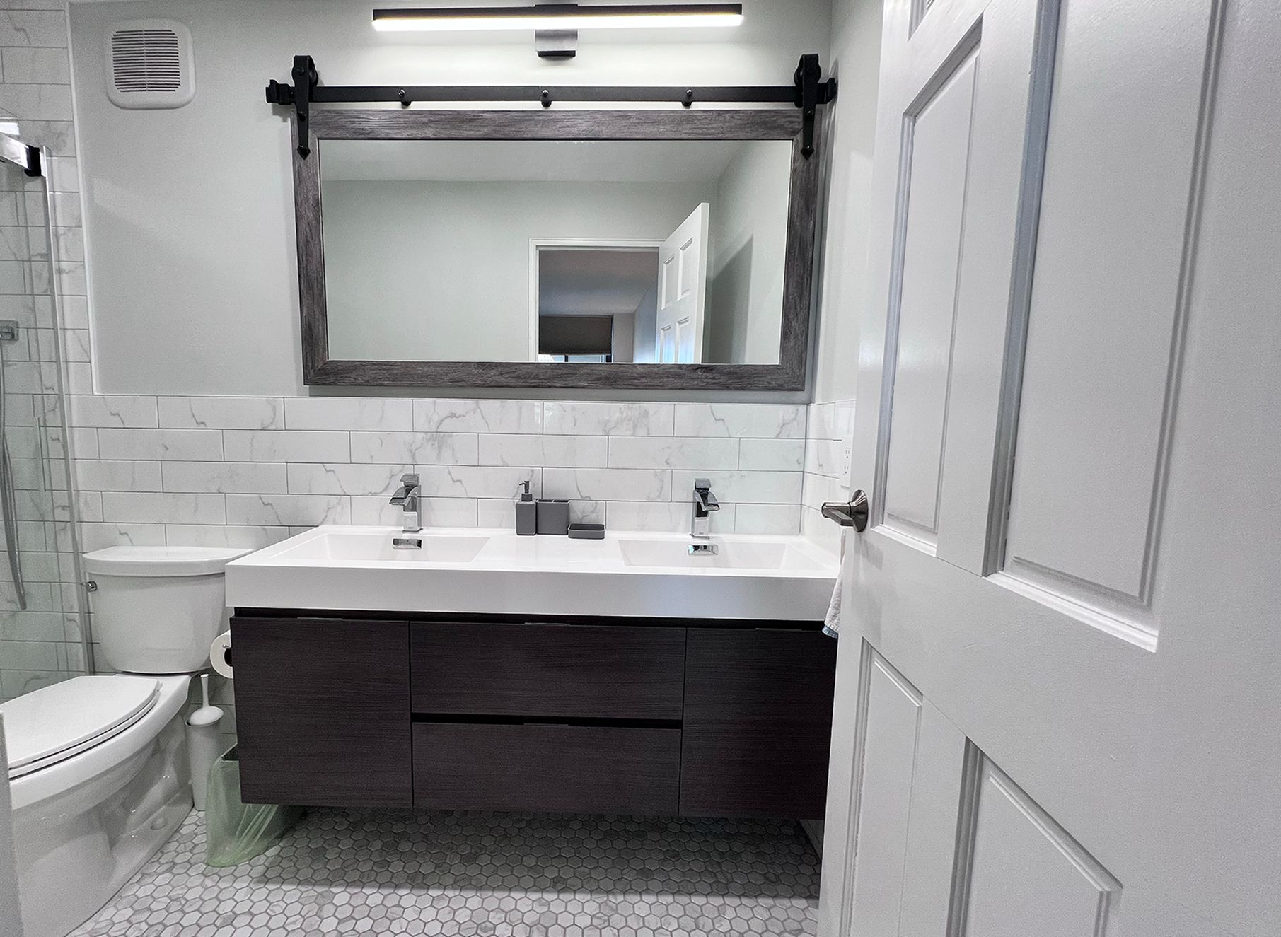 200 Winston Drive Unit# 2307