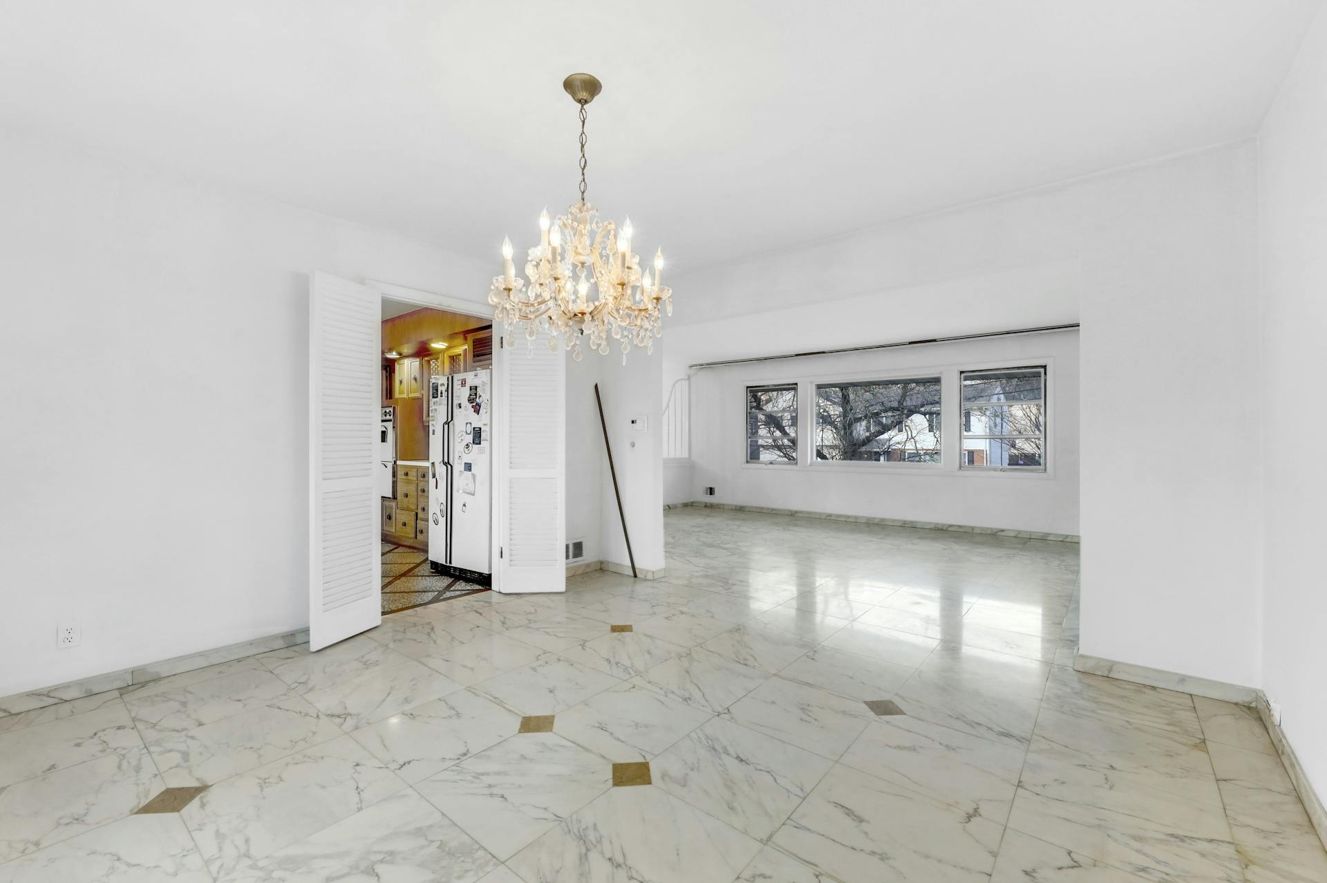 813 Columbus Drive