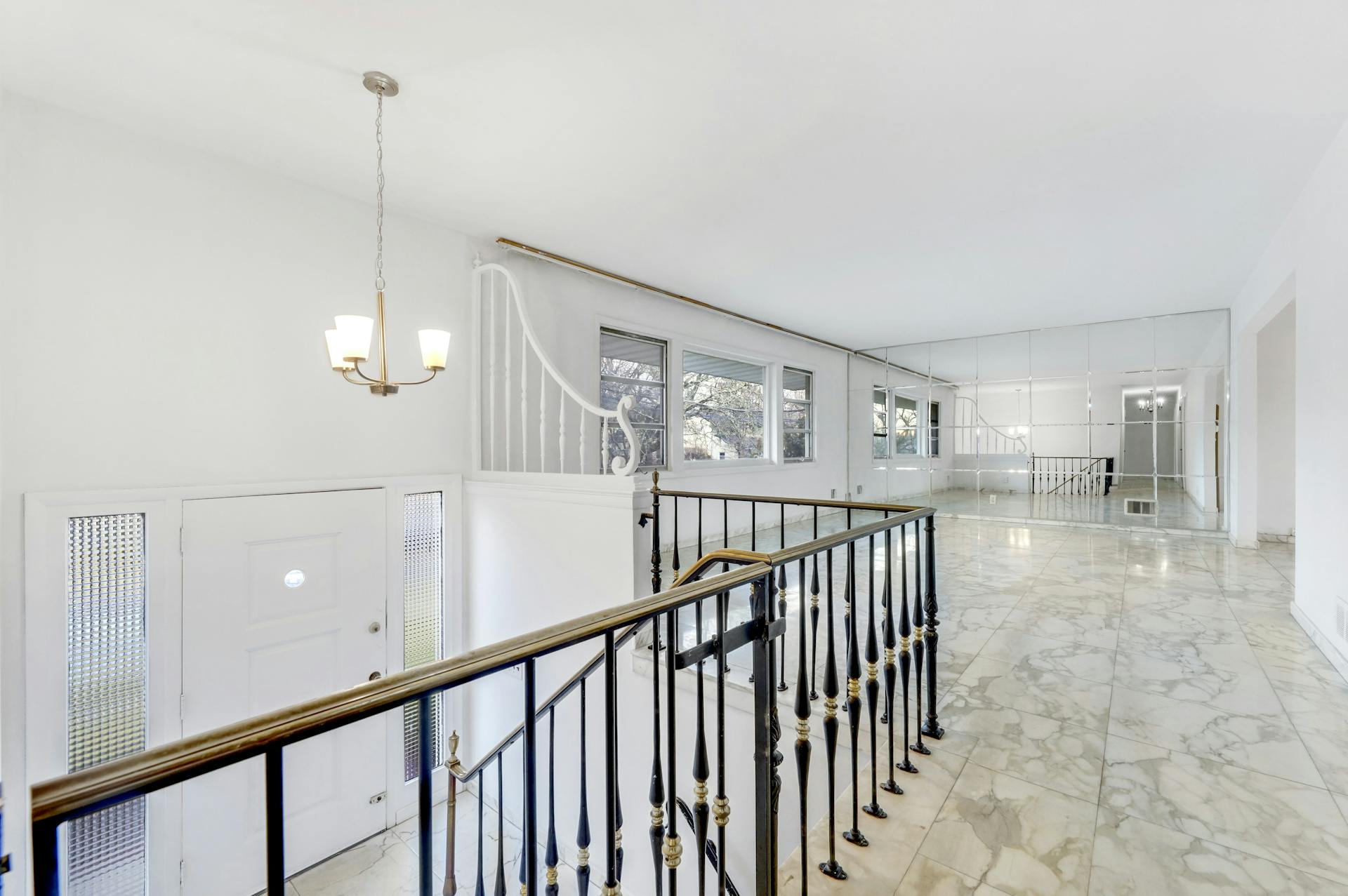 813 Columbus Drive