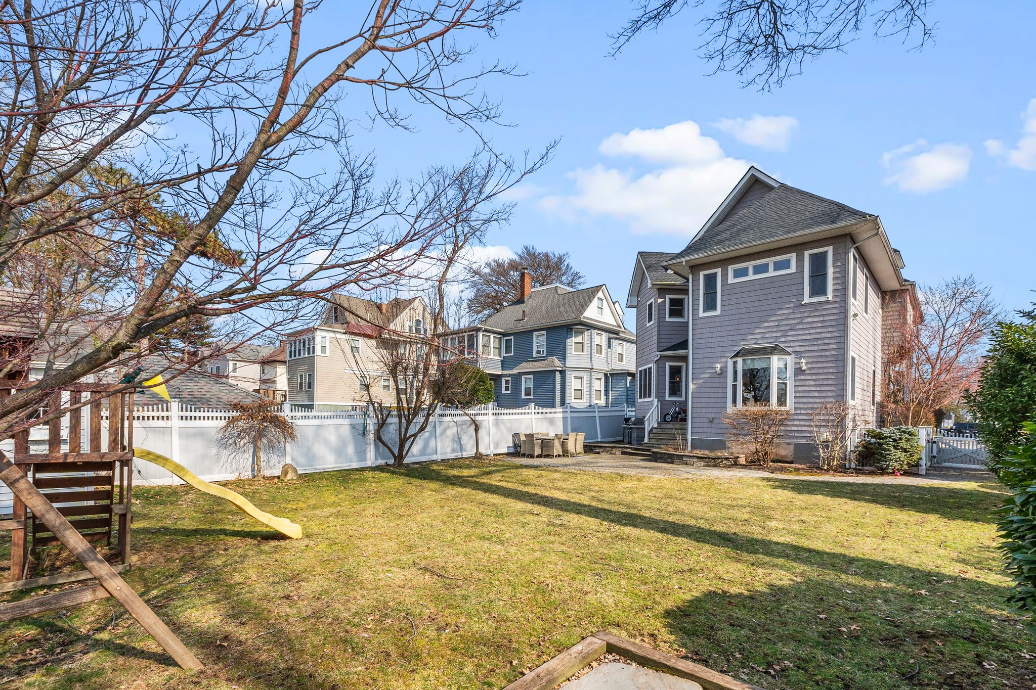 350 Larch Avenue 