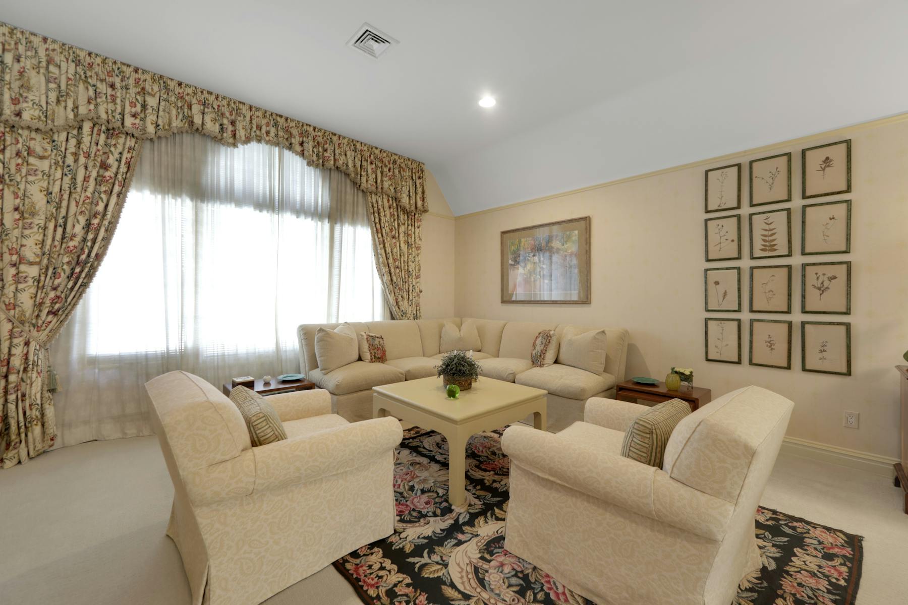 6 Sunflower Drive 