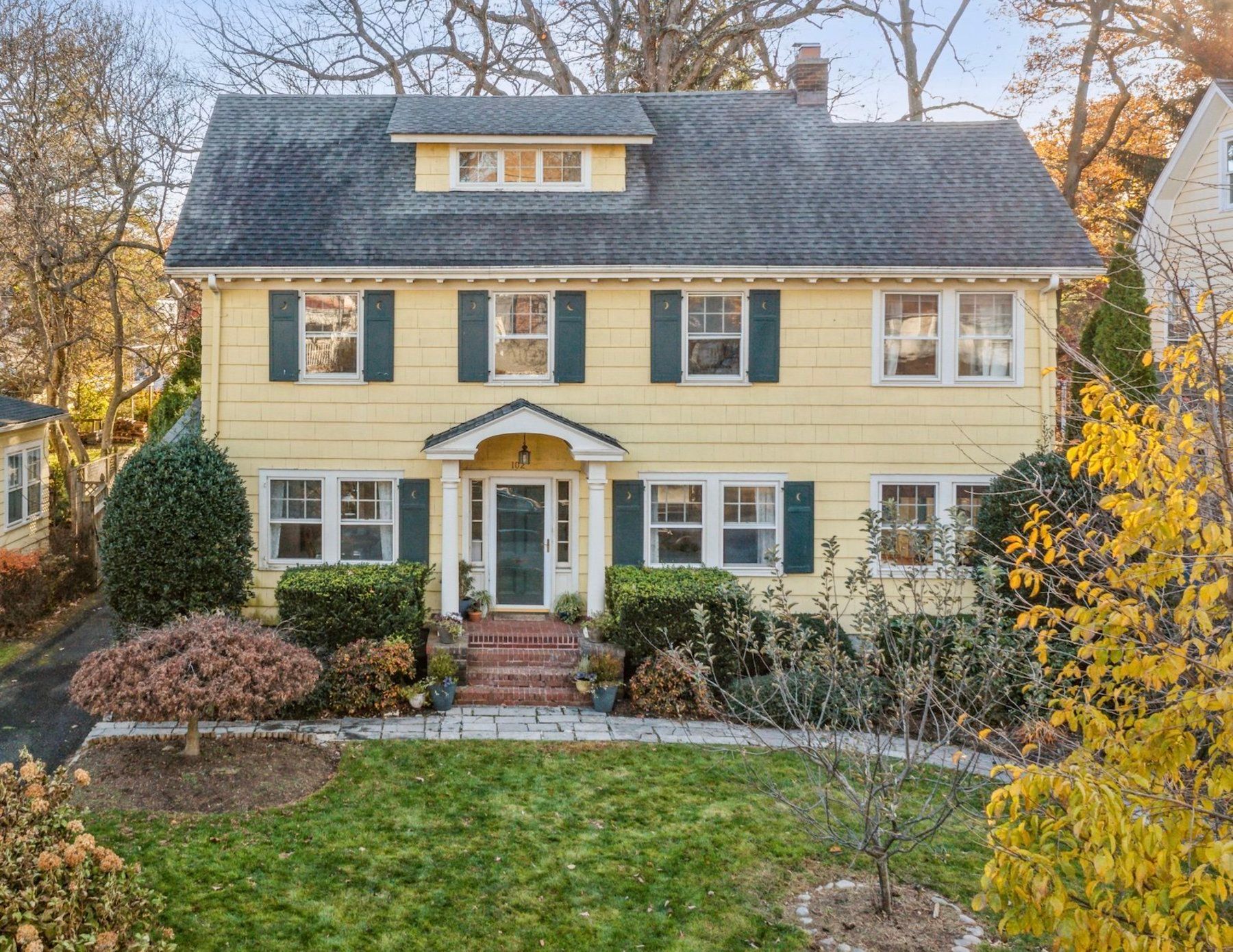 102 Gordonhurst Avenue 