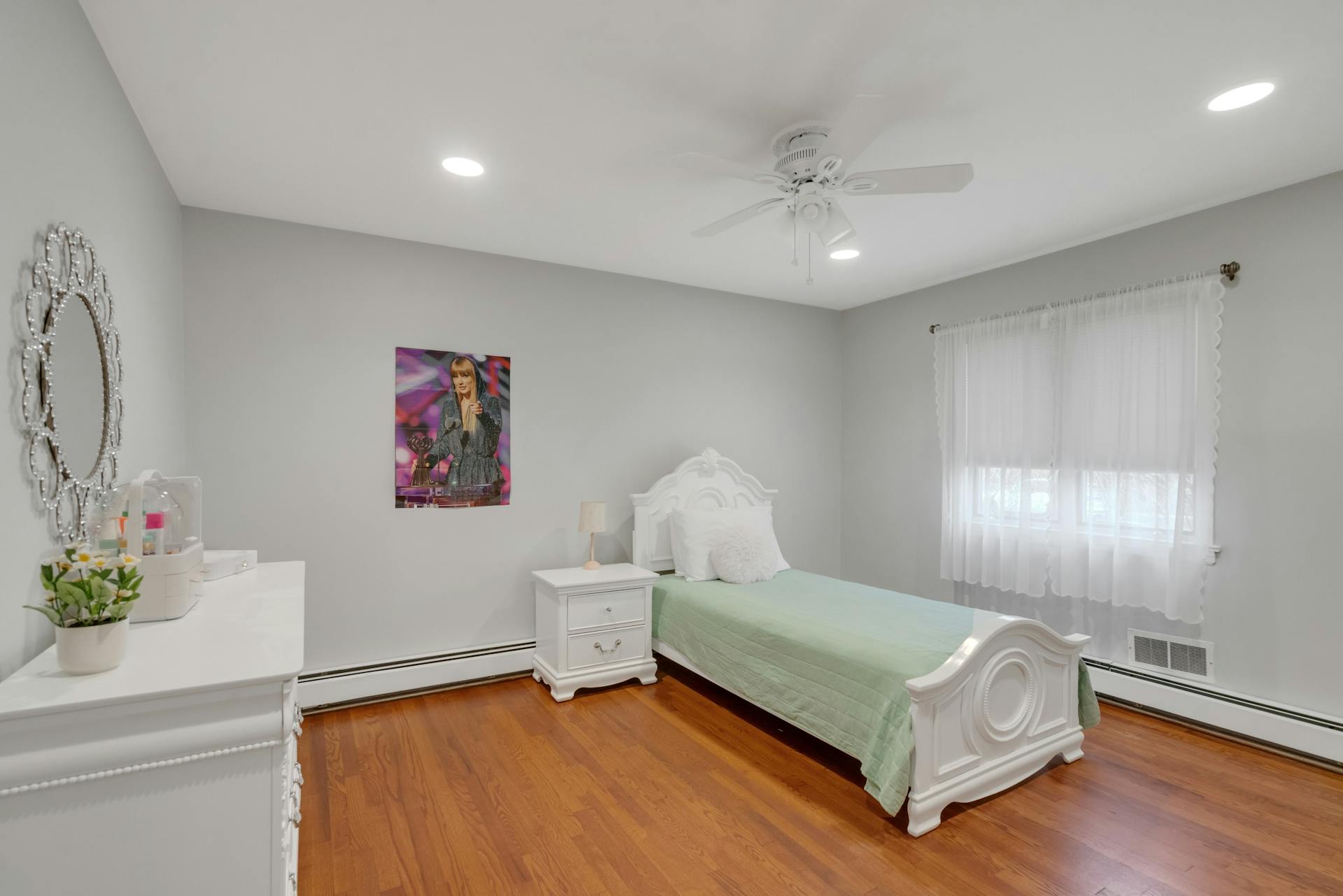 333 Valley Road