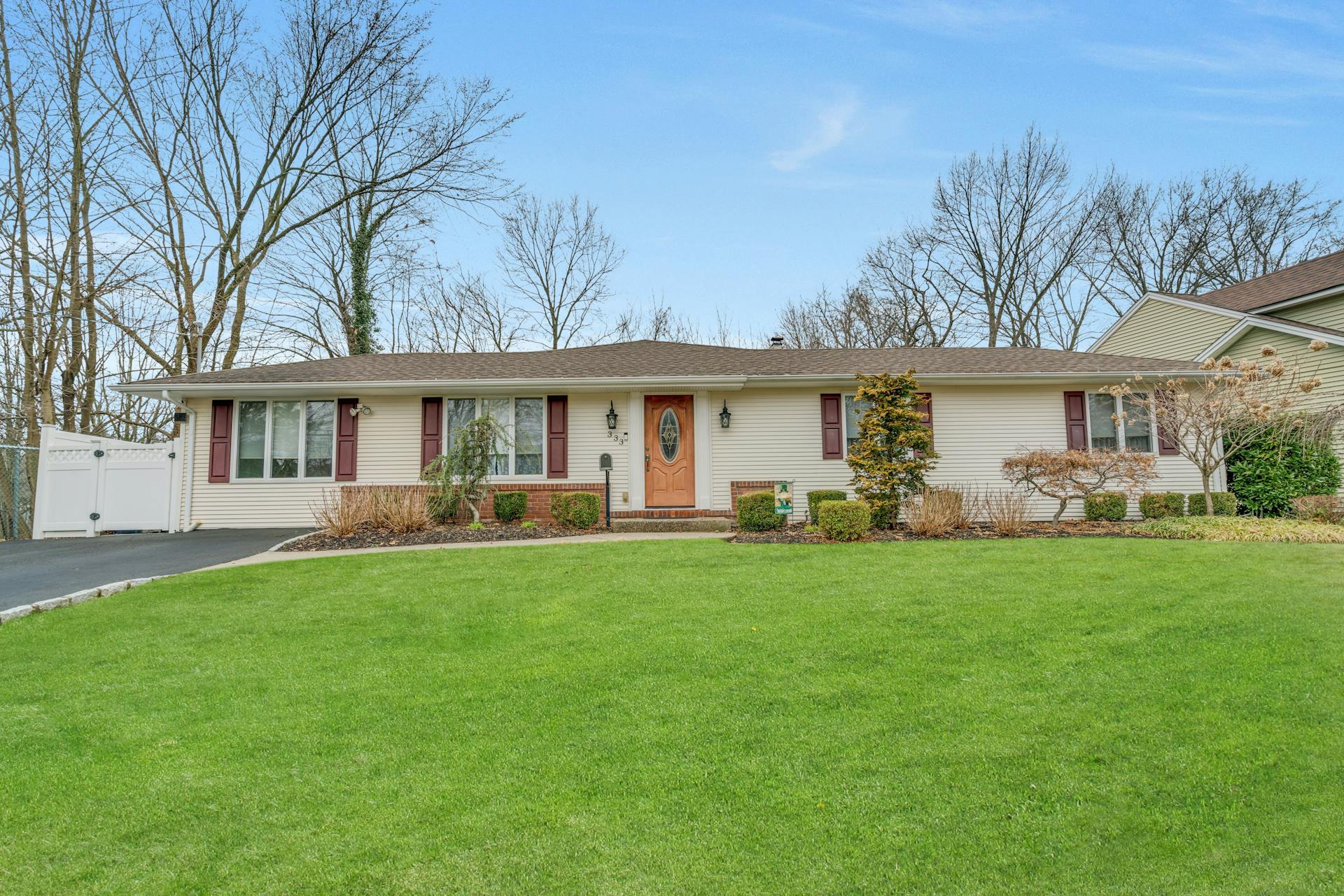 333 Valley Road