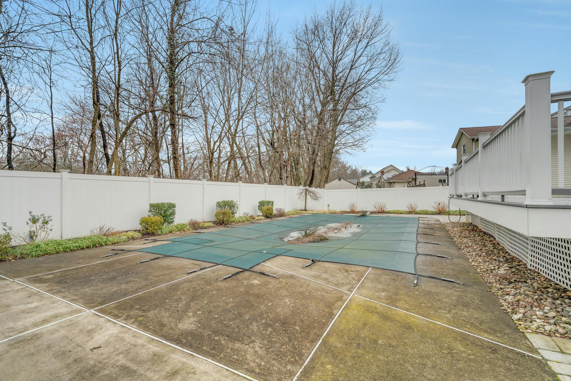 333 Valley Road
