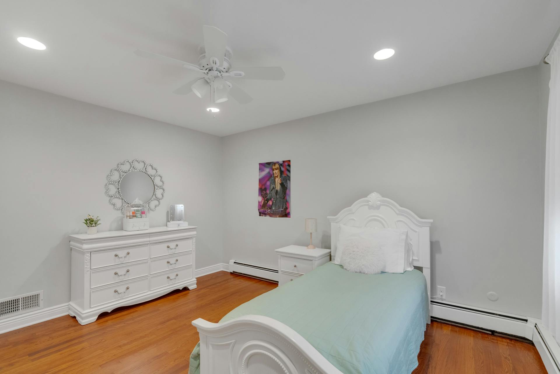 333 Valley Road