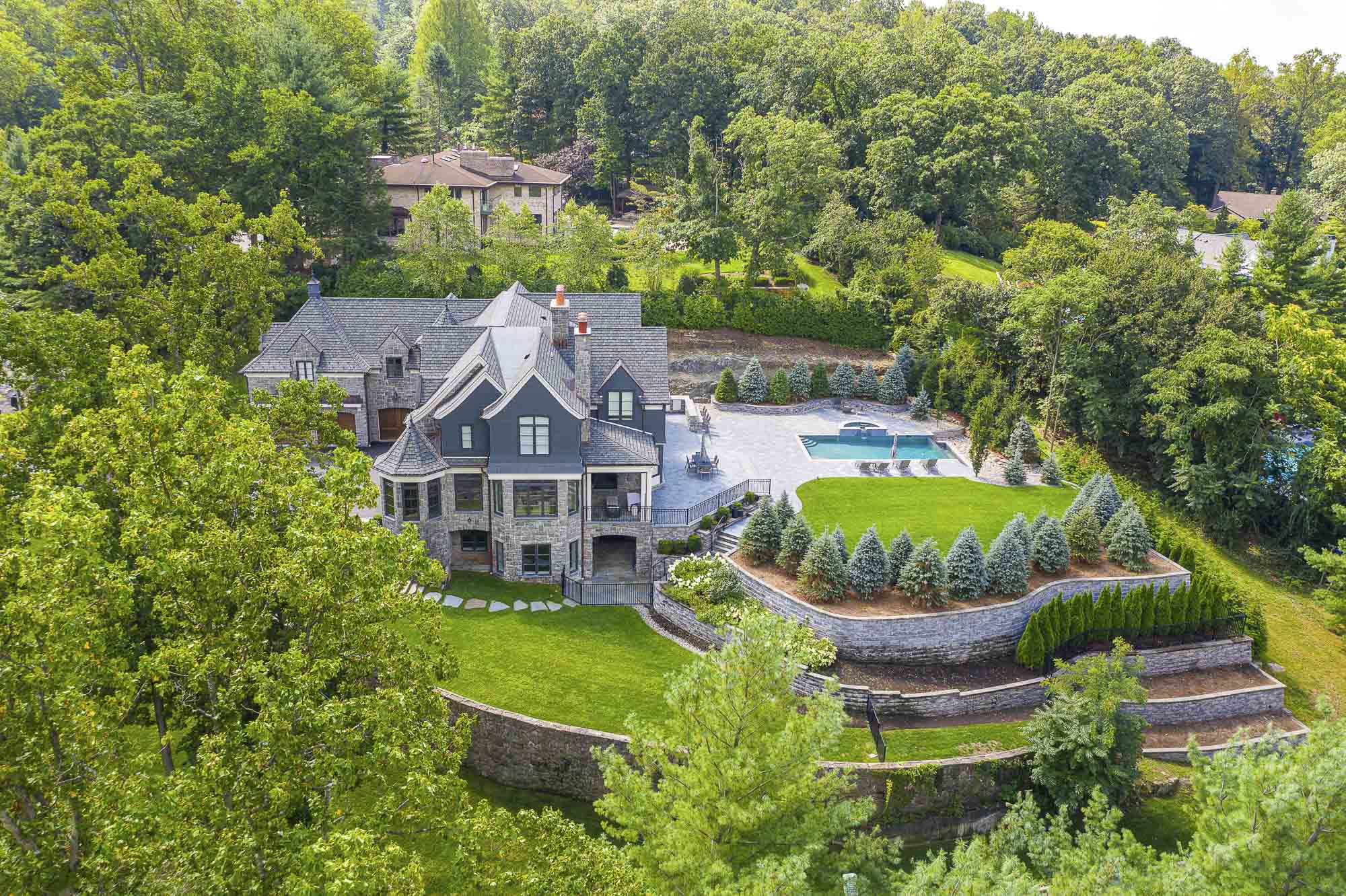 307 Truman Drive 