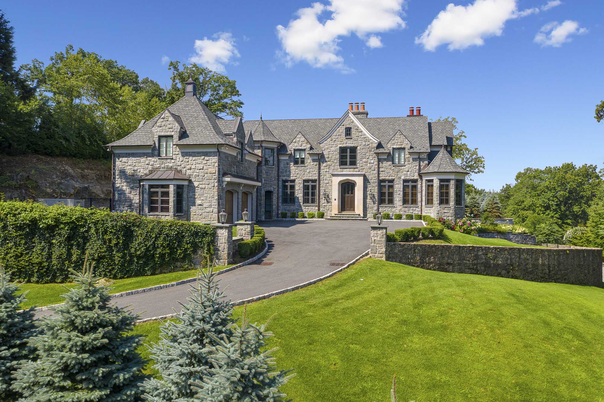 307 Truman Drive 