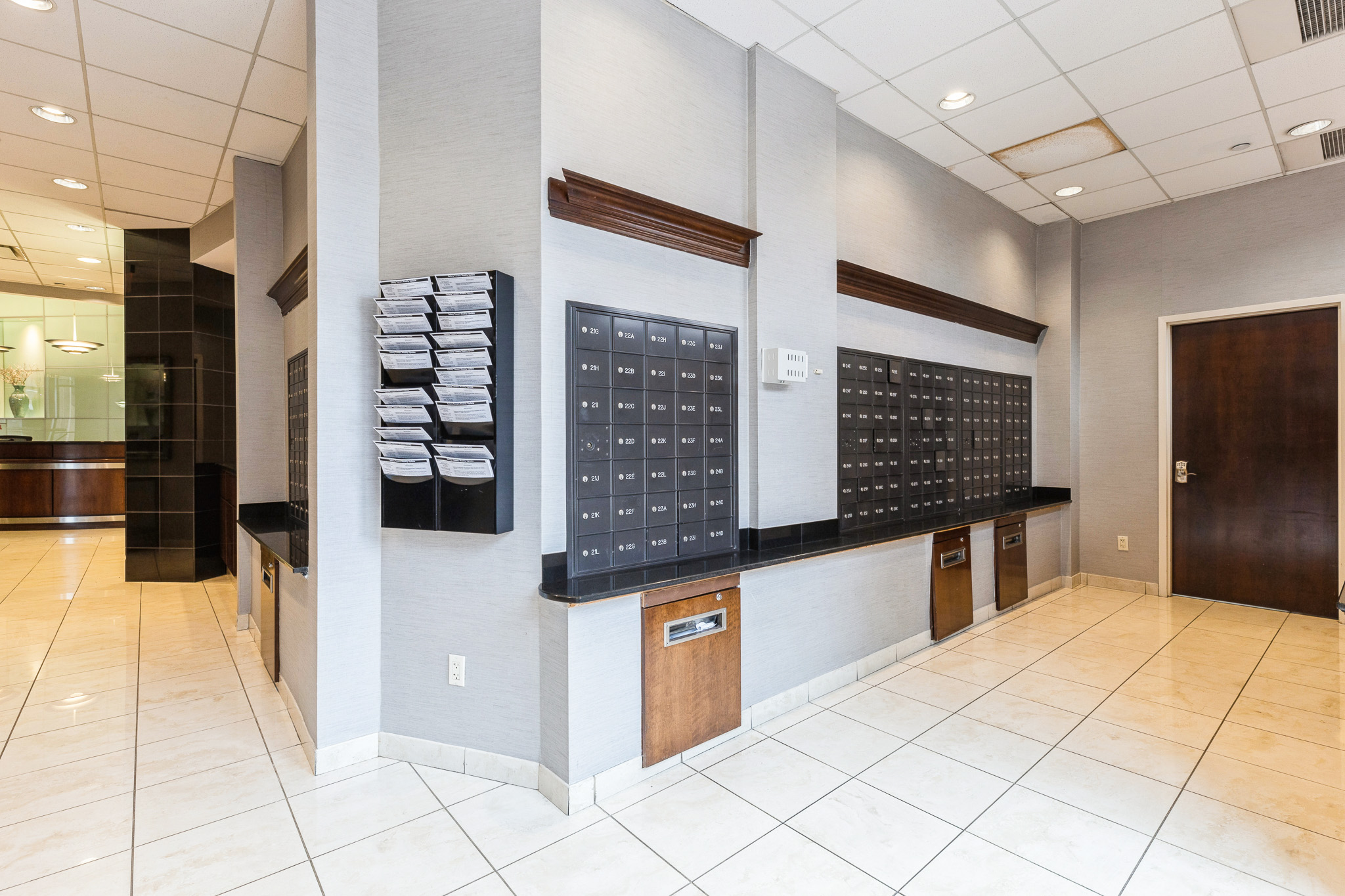 7000 Boulevard East Unit# 34J