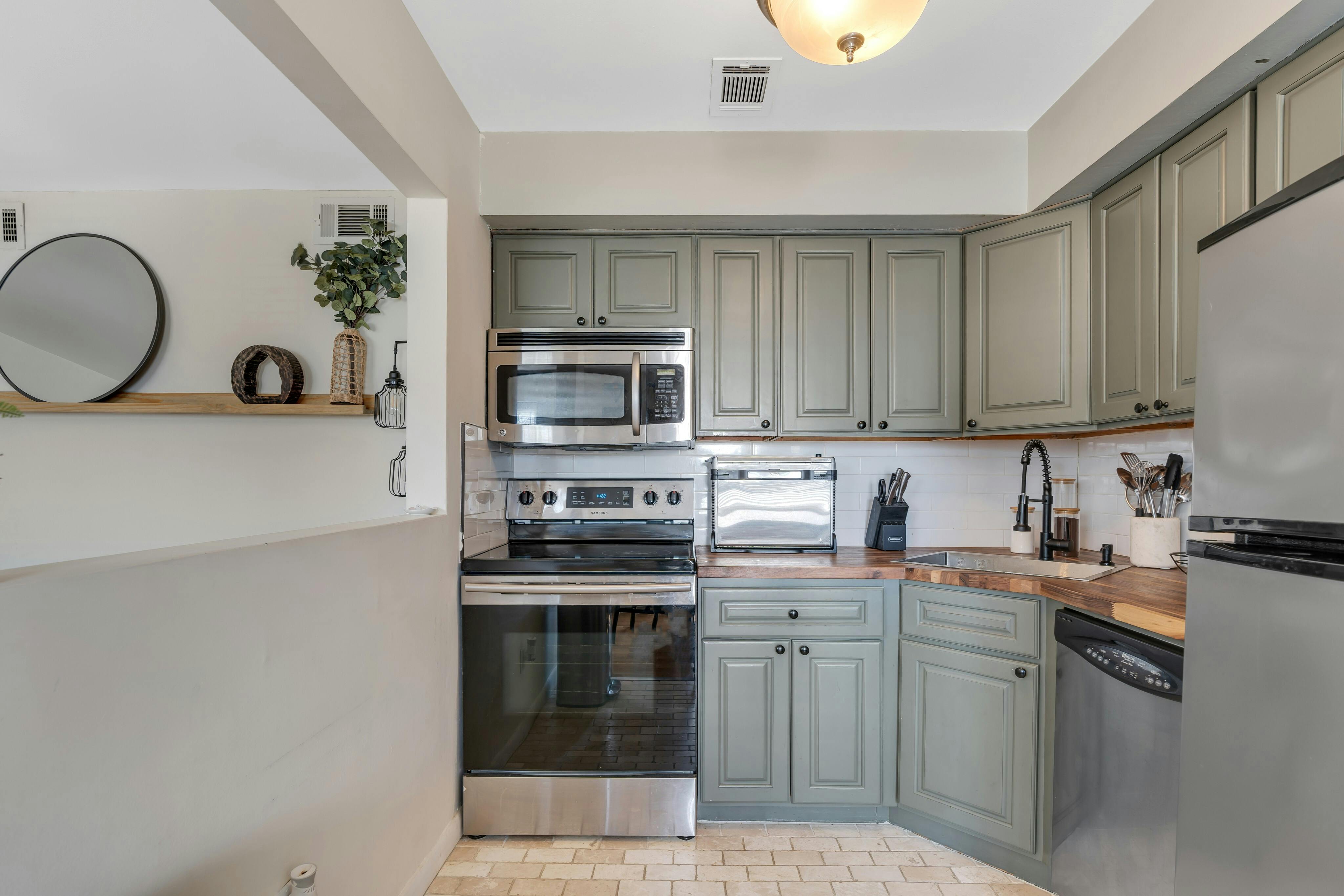 1000 Unicorn Way Unit# B1