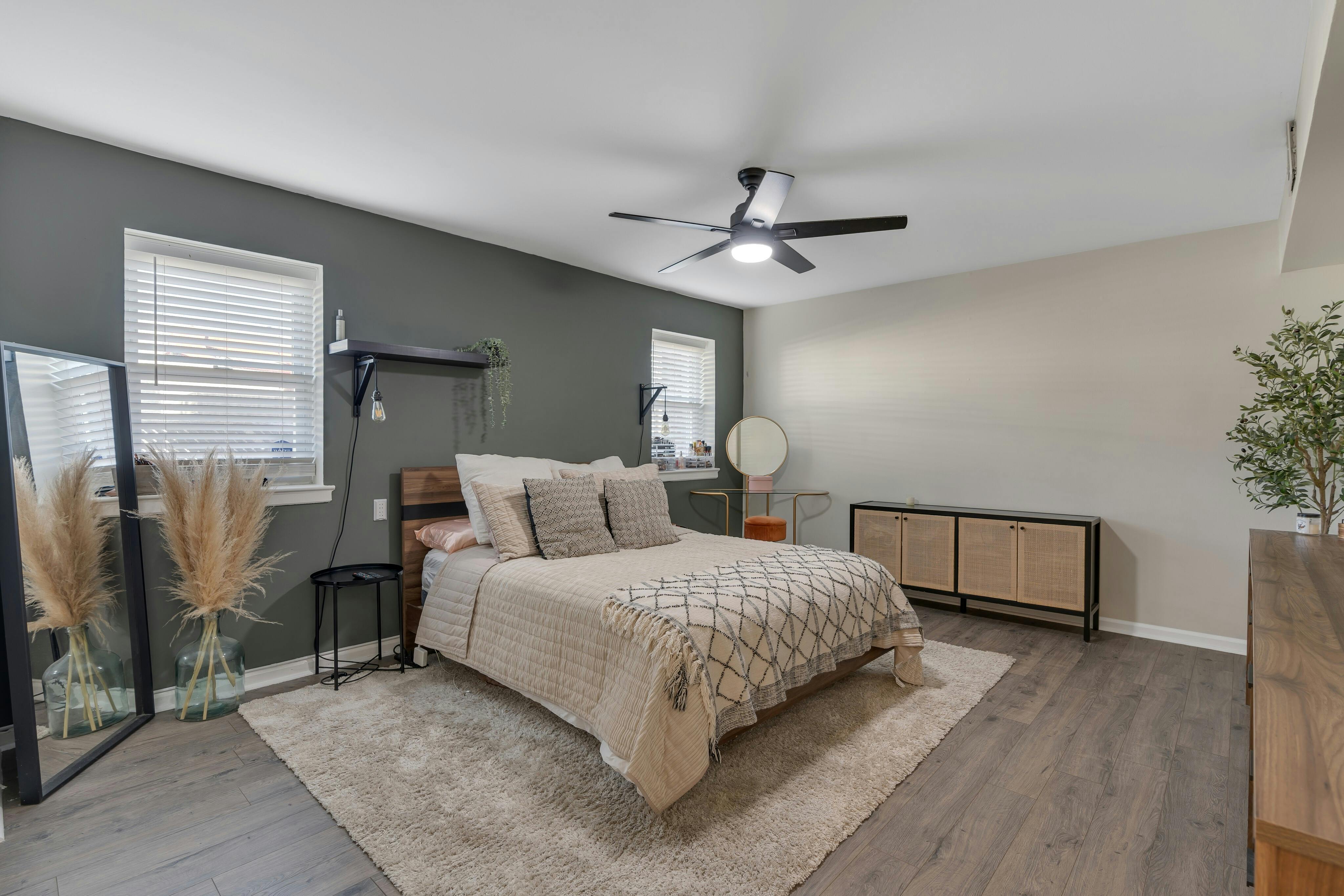 1000 Unicorn Way Unit# B1