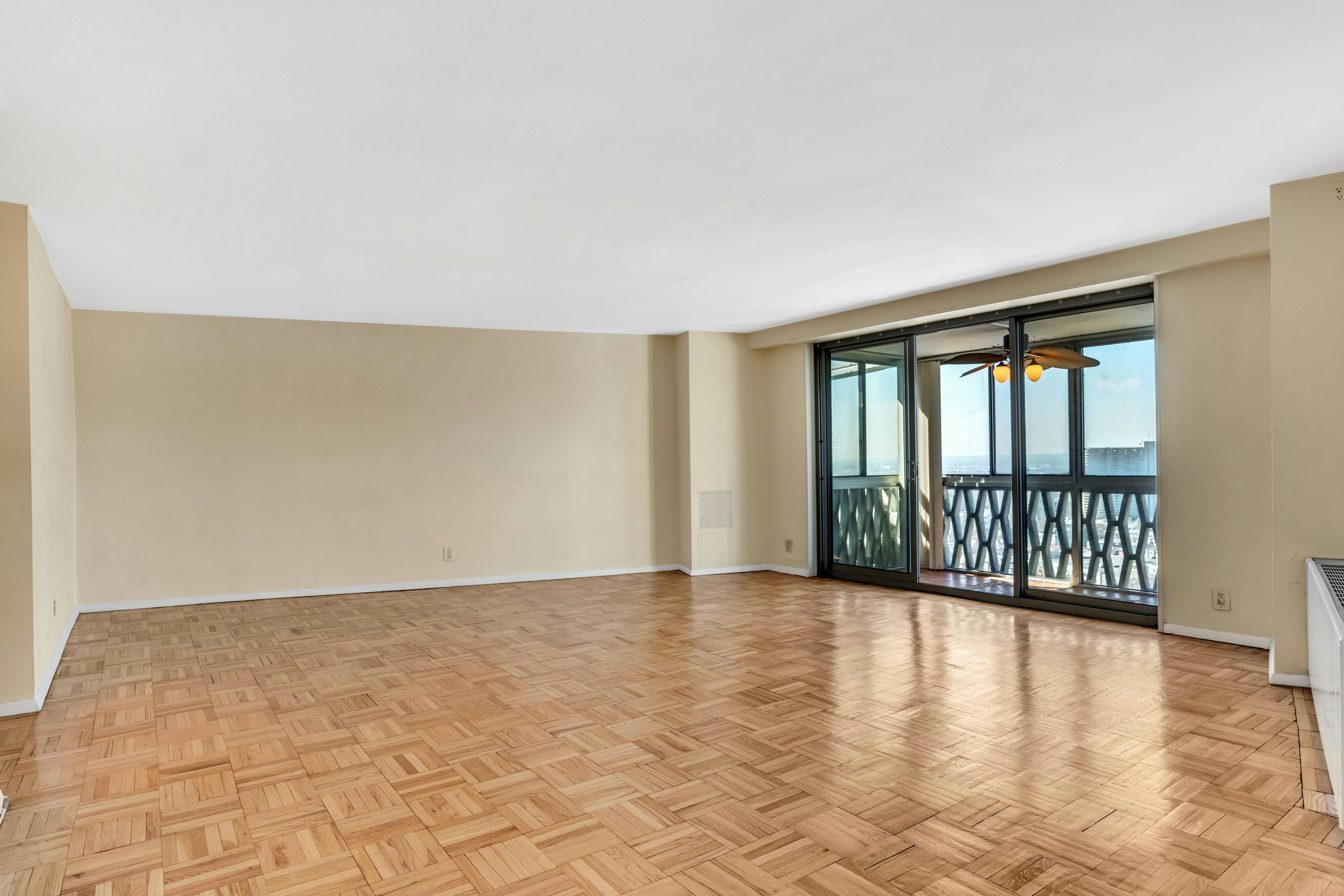 2100 Linwood Avenue Unit# 23E