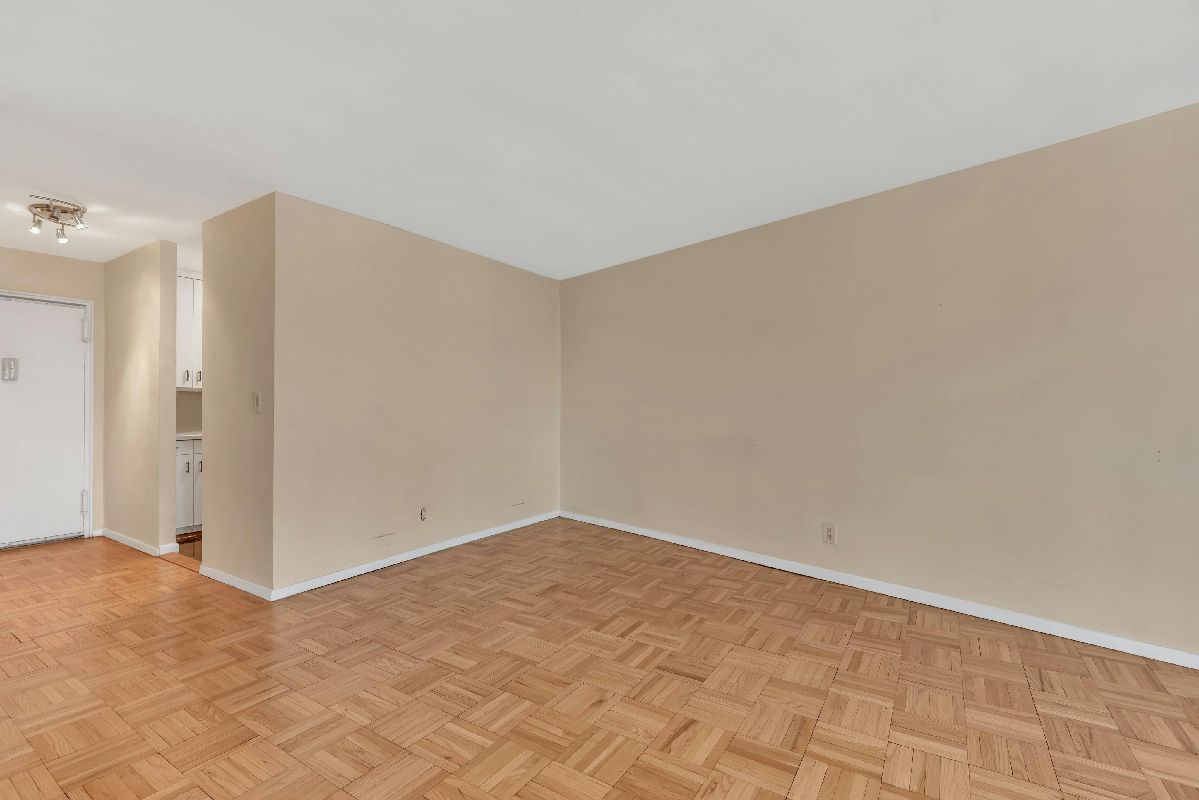 2100 Linwood Avenue Unit# 23E