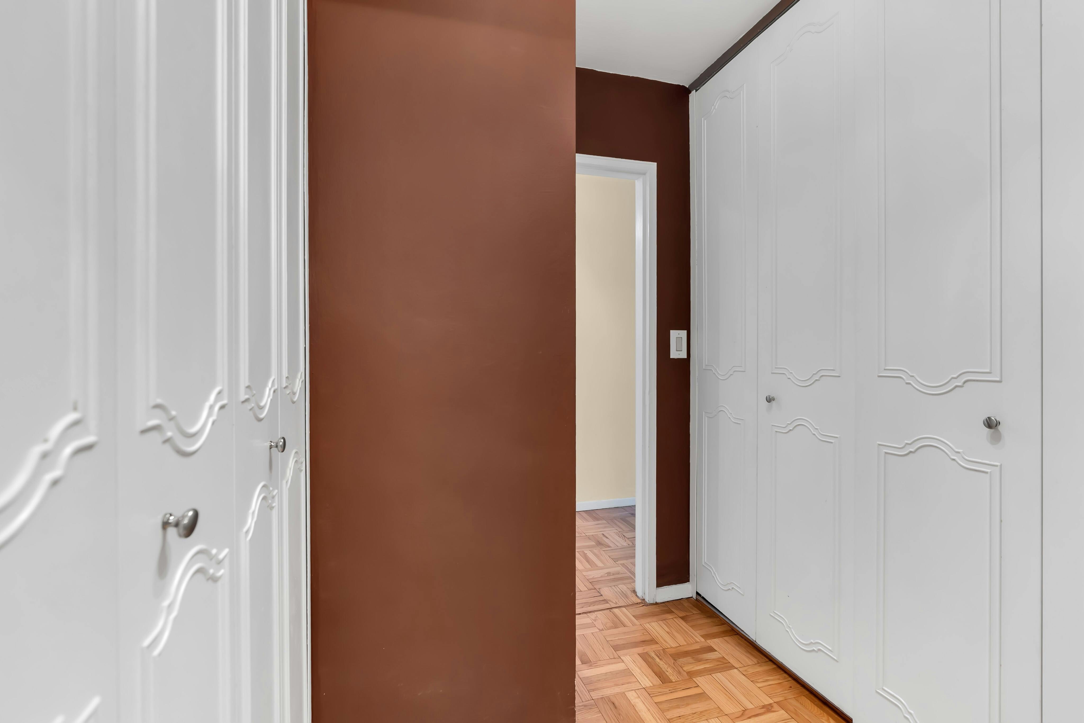 2100 Linwood Avenue Unit# 23E