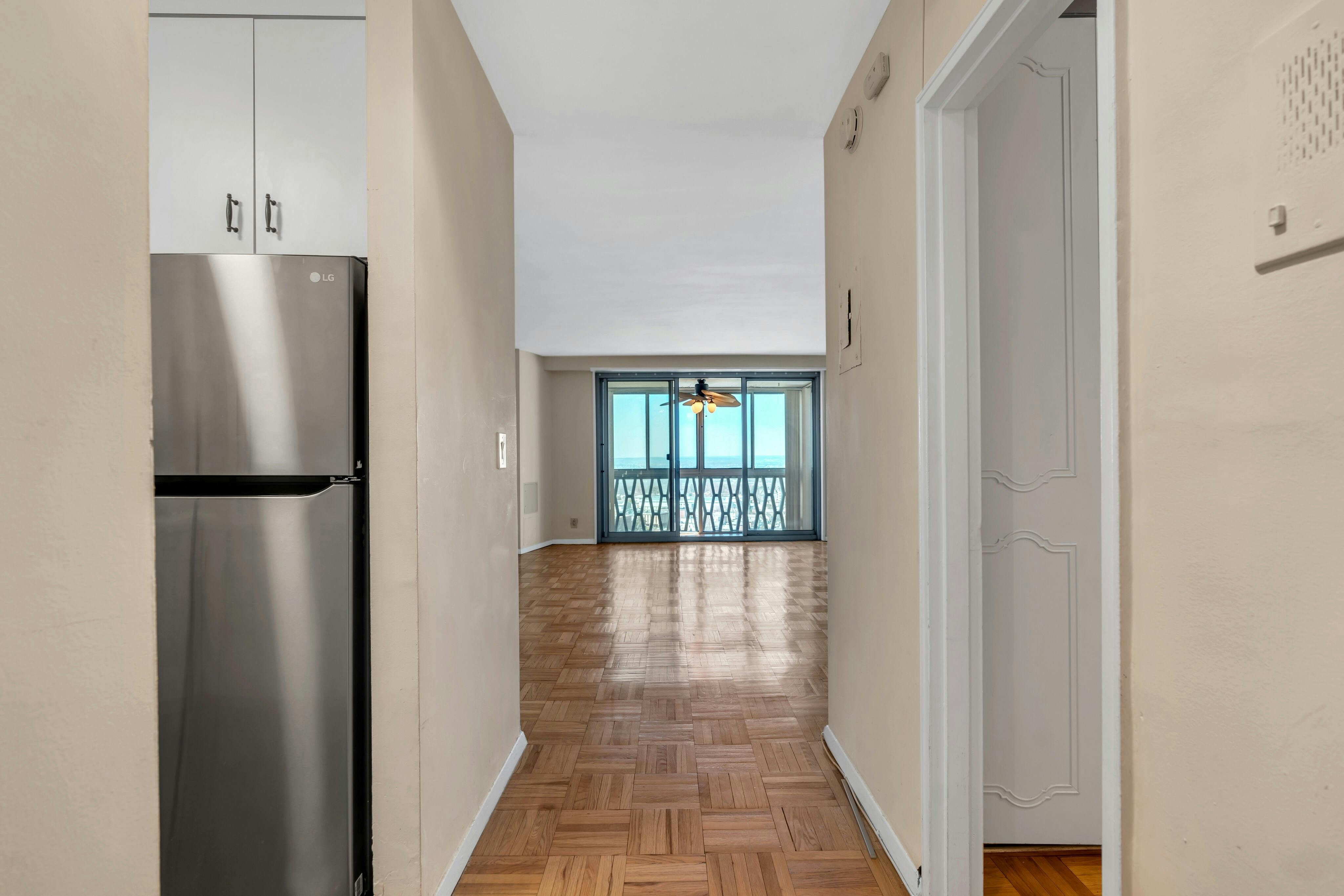2100 Linwood Avenue Unit# 23E