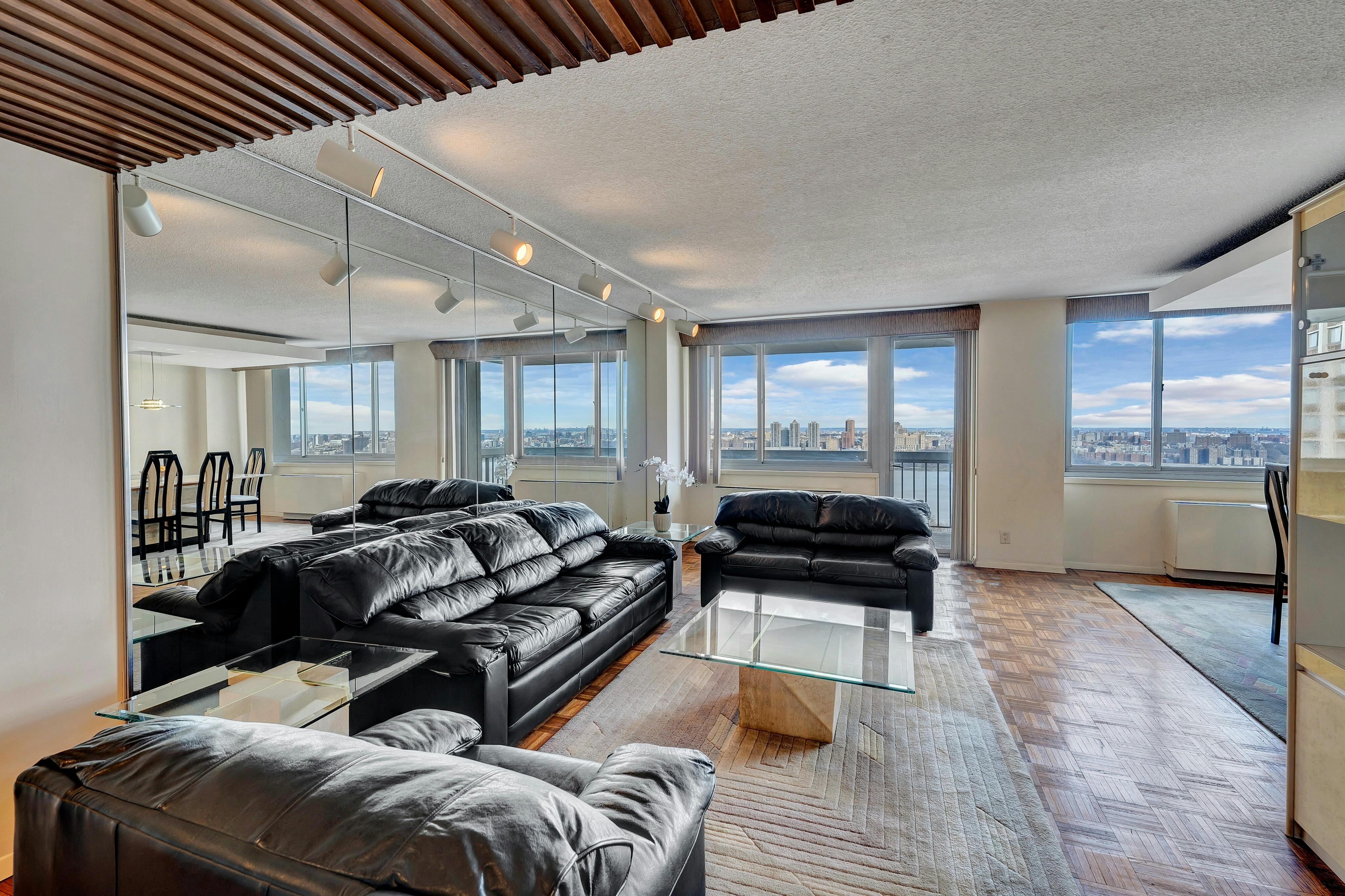 1600 Parker Avenue Unit# 15D
