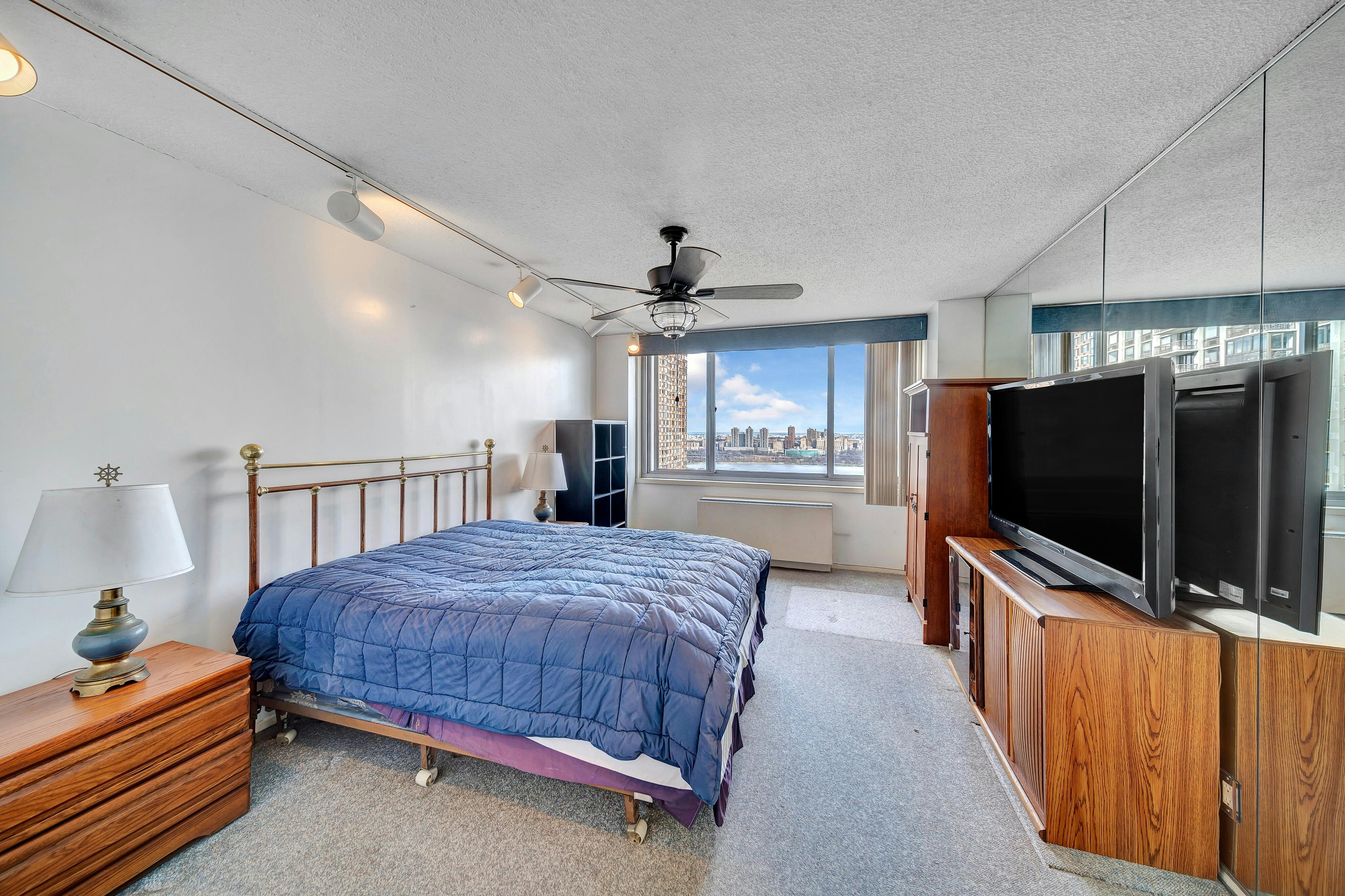 1600 Parker Avenue Unit# 15D