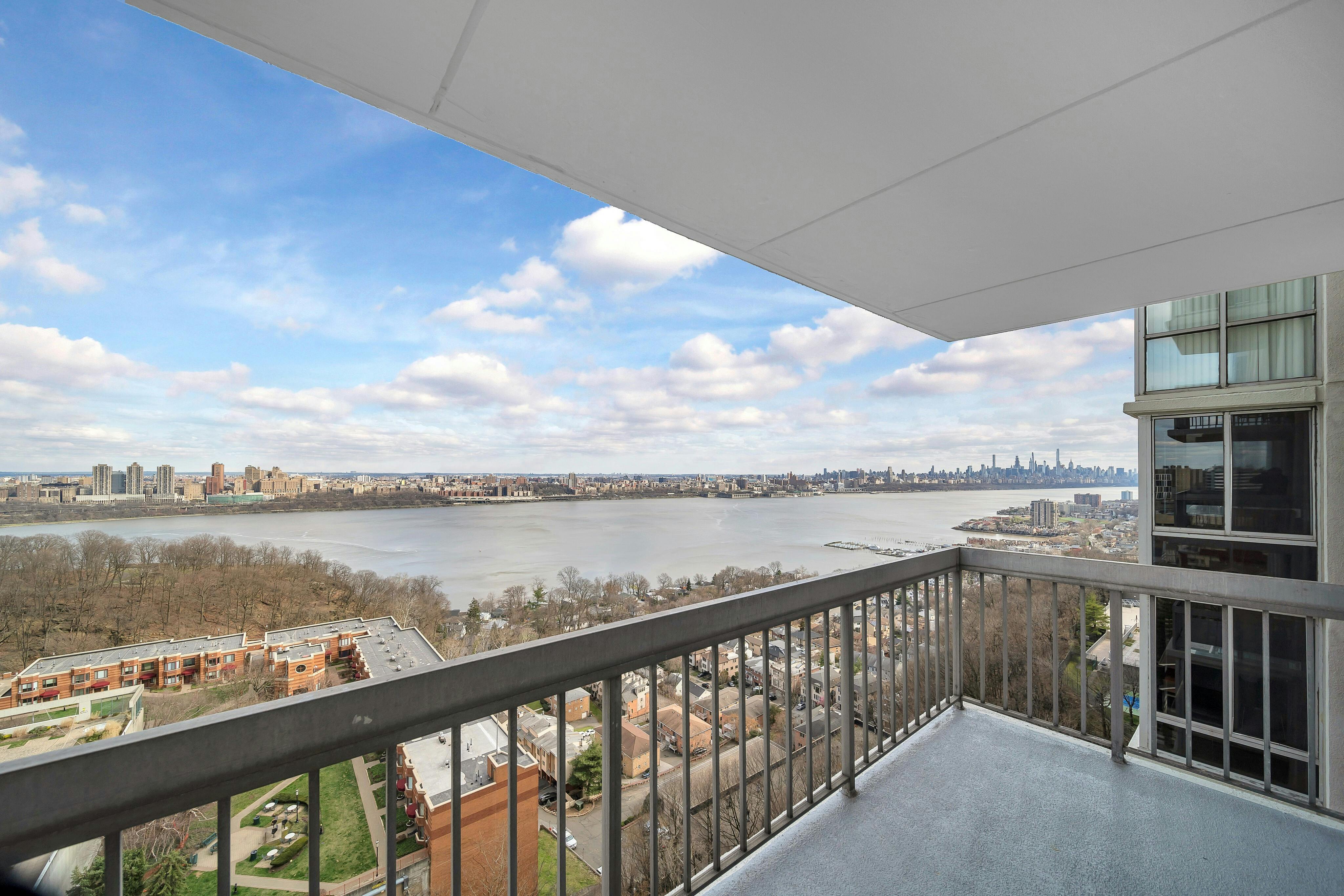 1600 Parker Avenue Unit# 15D