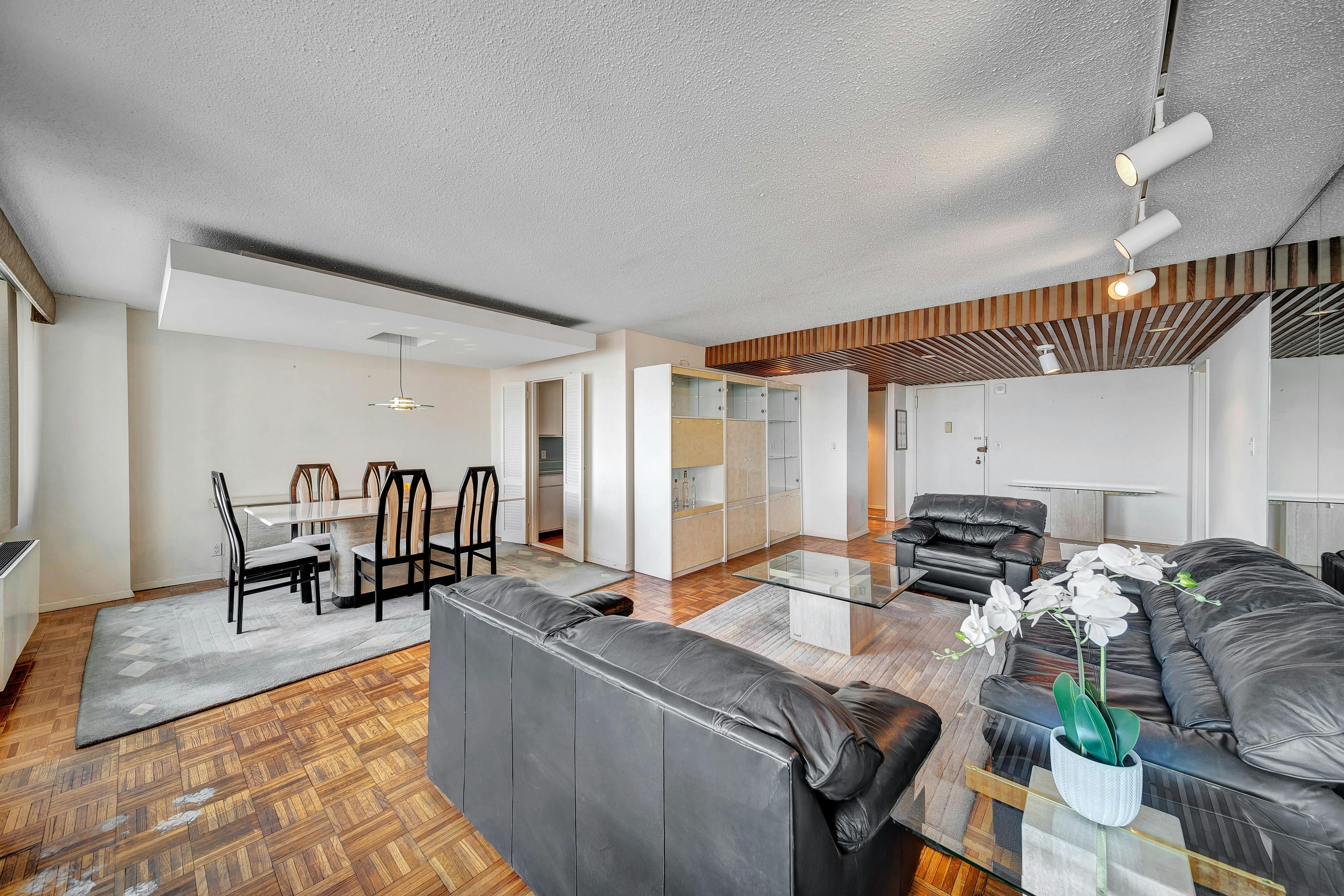 1600 Parker Avenue Unit# 15D