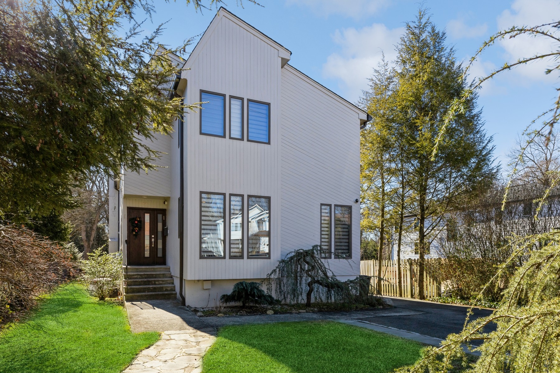 40 Norman Place