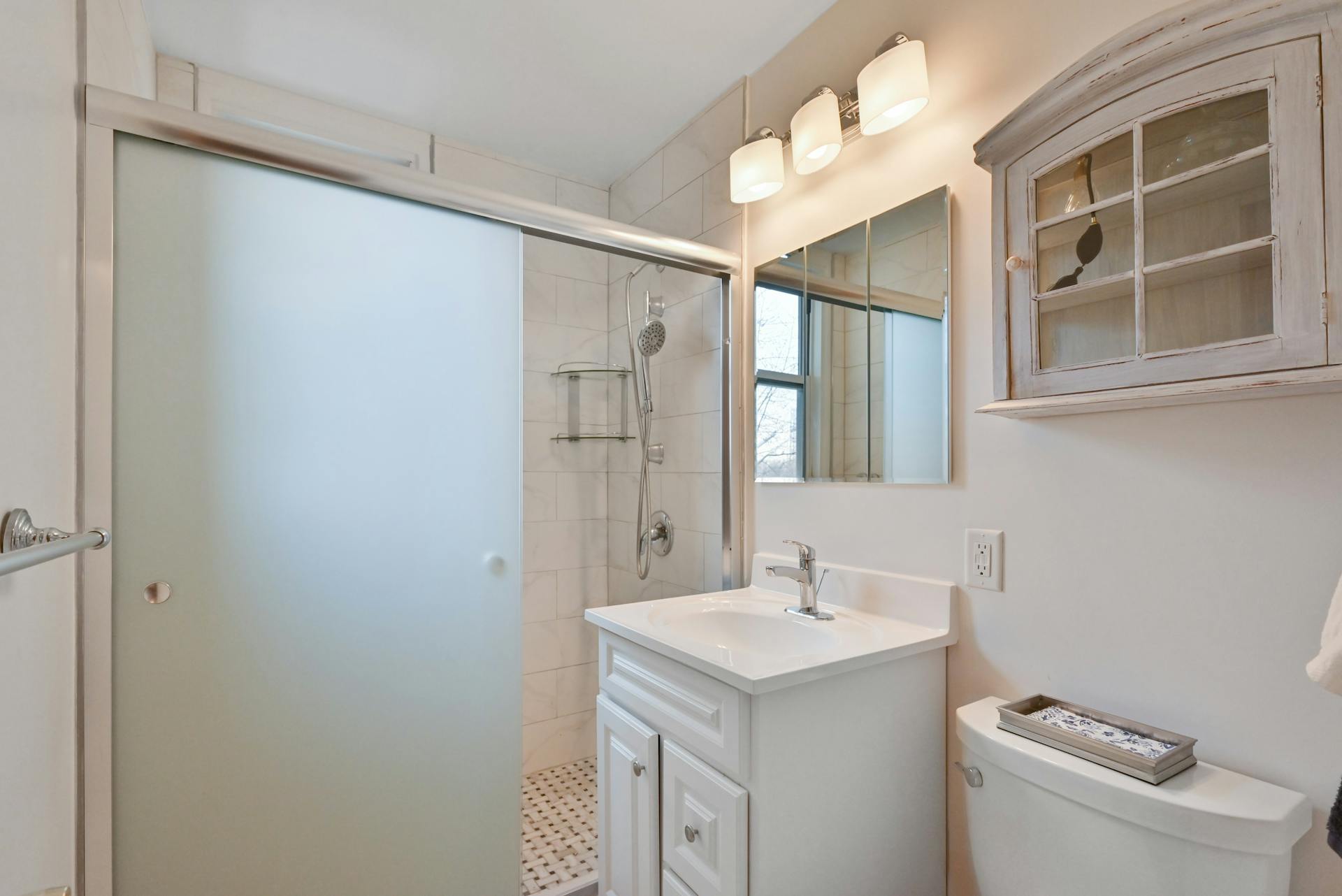 2200 North Central Road Unit# 4M