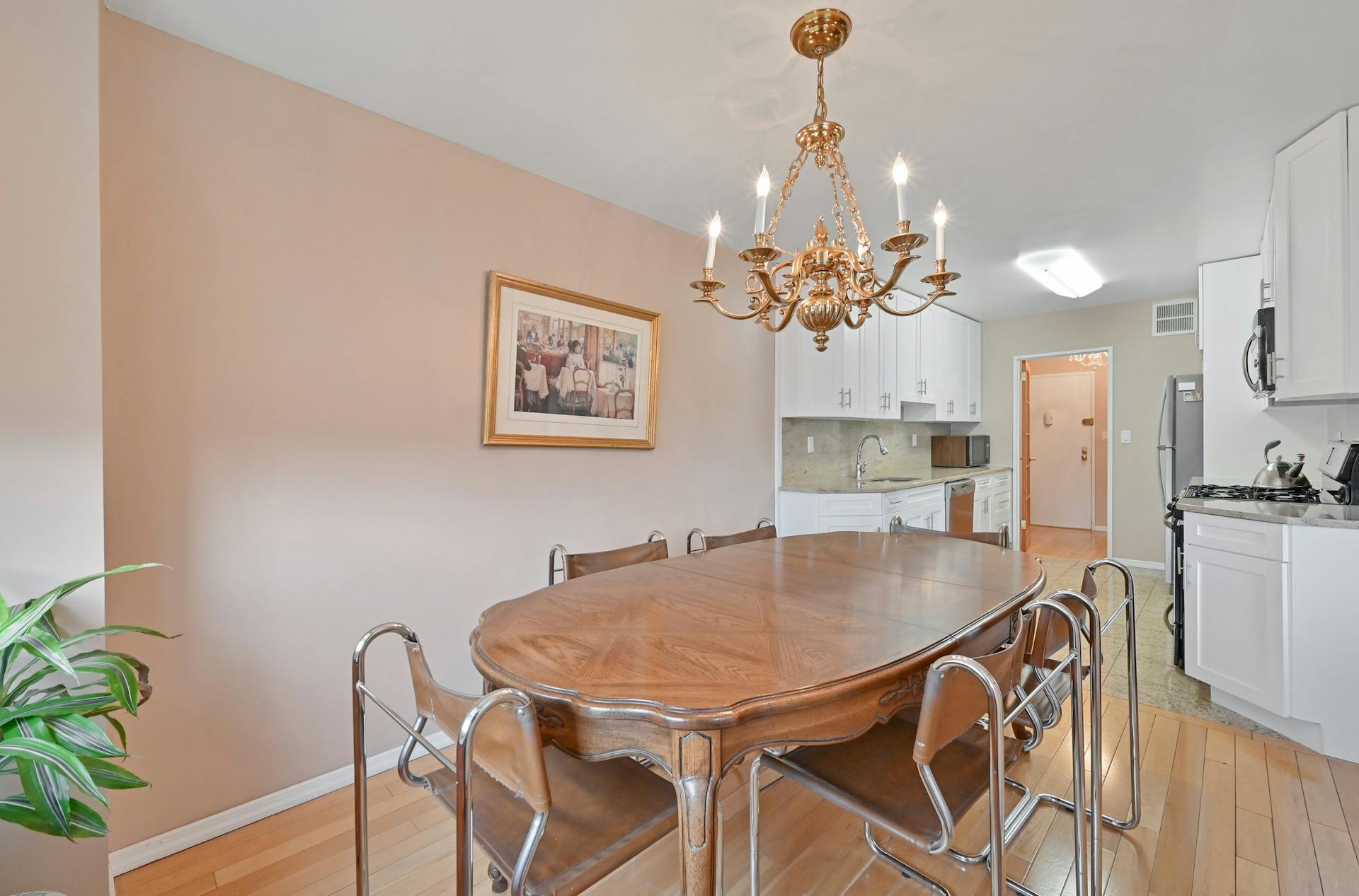 2200 North Central Road Unit# 4M