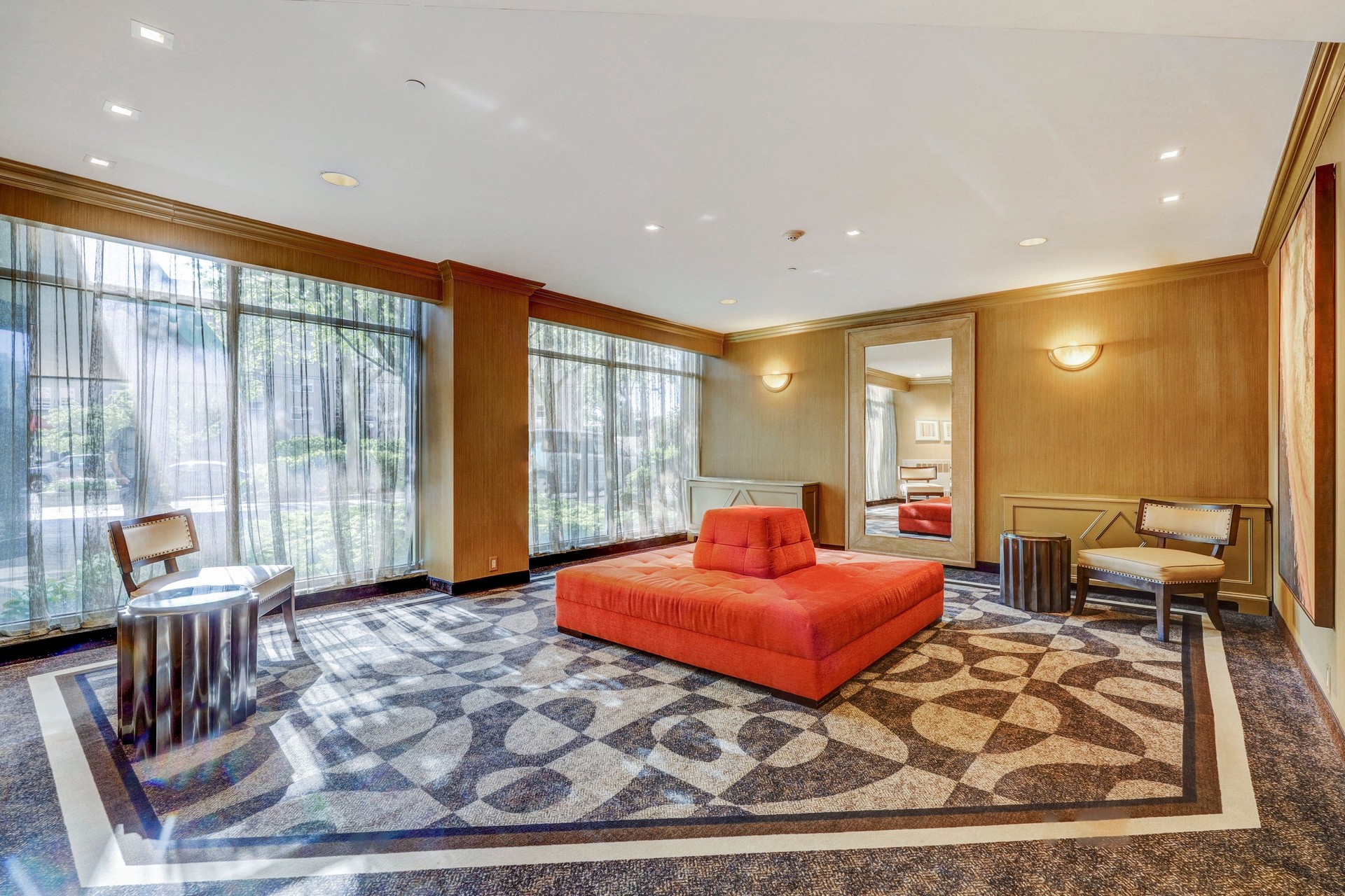 2200 North Central Road Unit# 4M