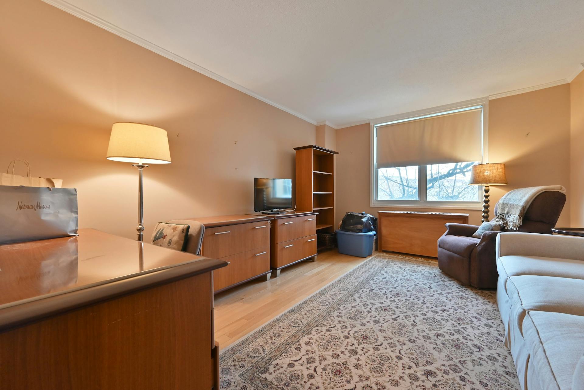 2200 North Central Road Unit# 4M