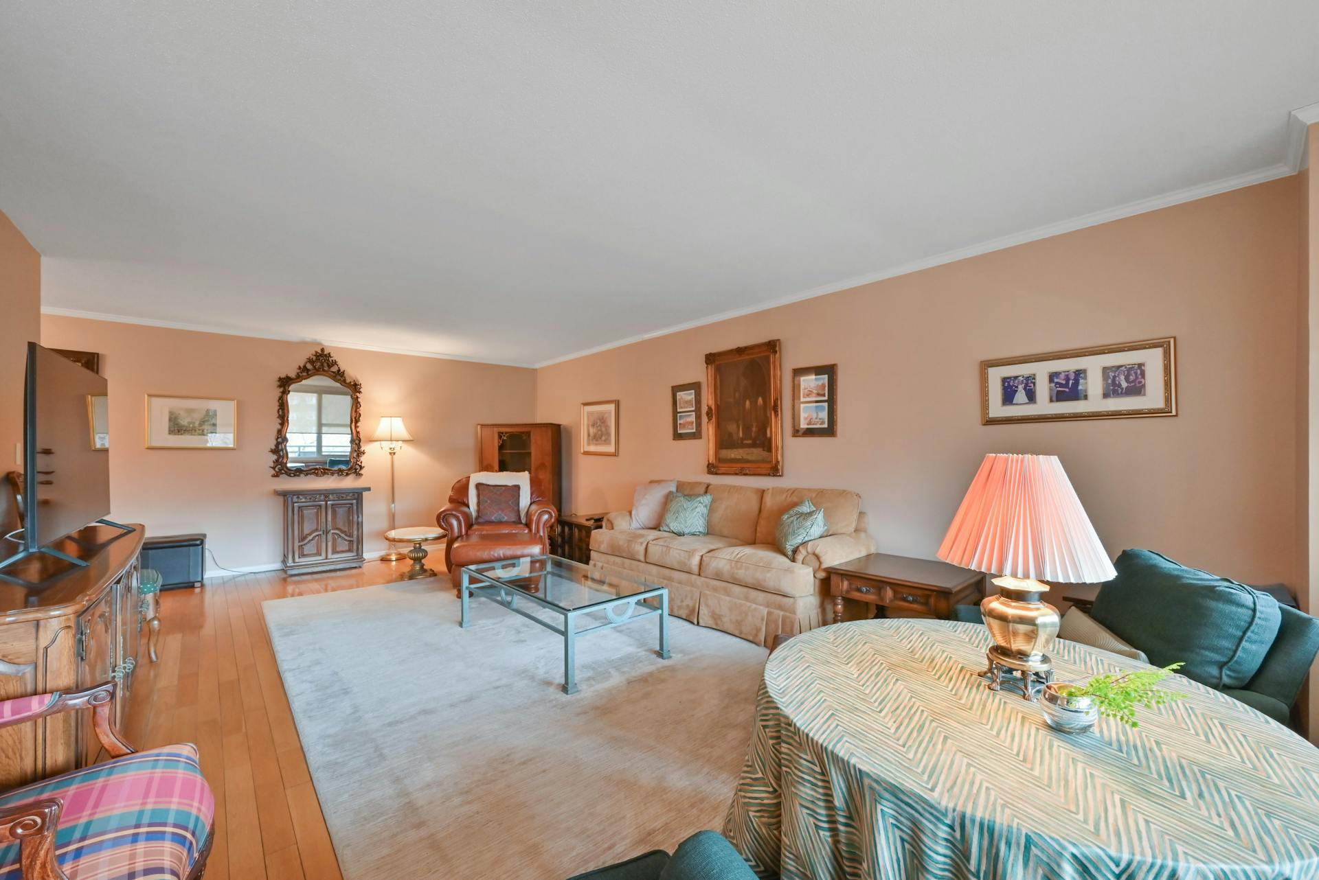 2200 North Central Road Unit# 4M