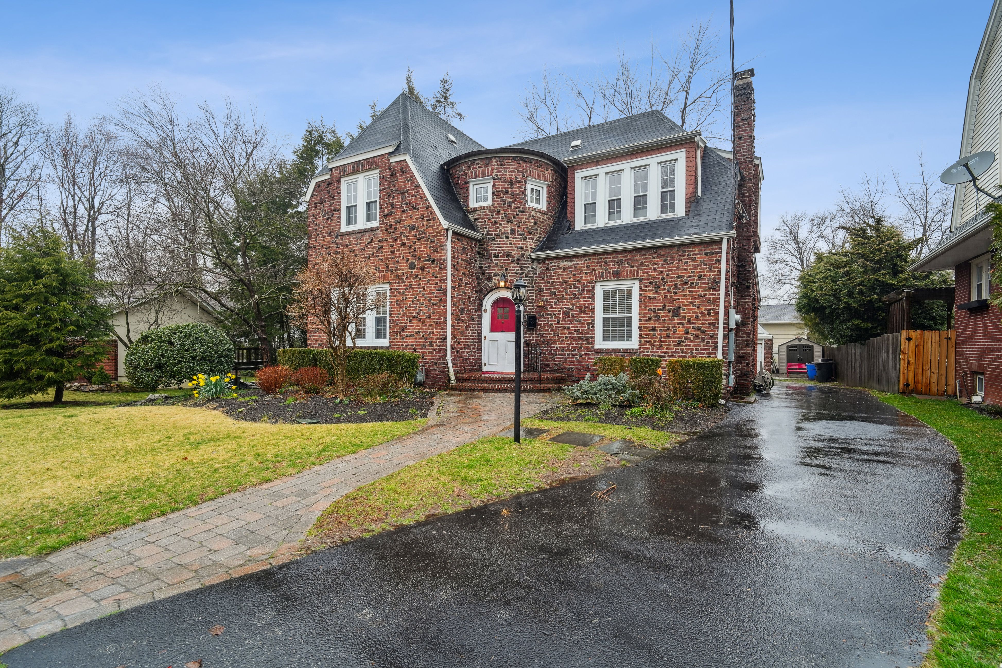 143 Holland Avenue 
