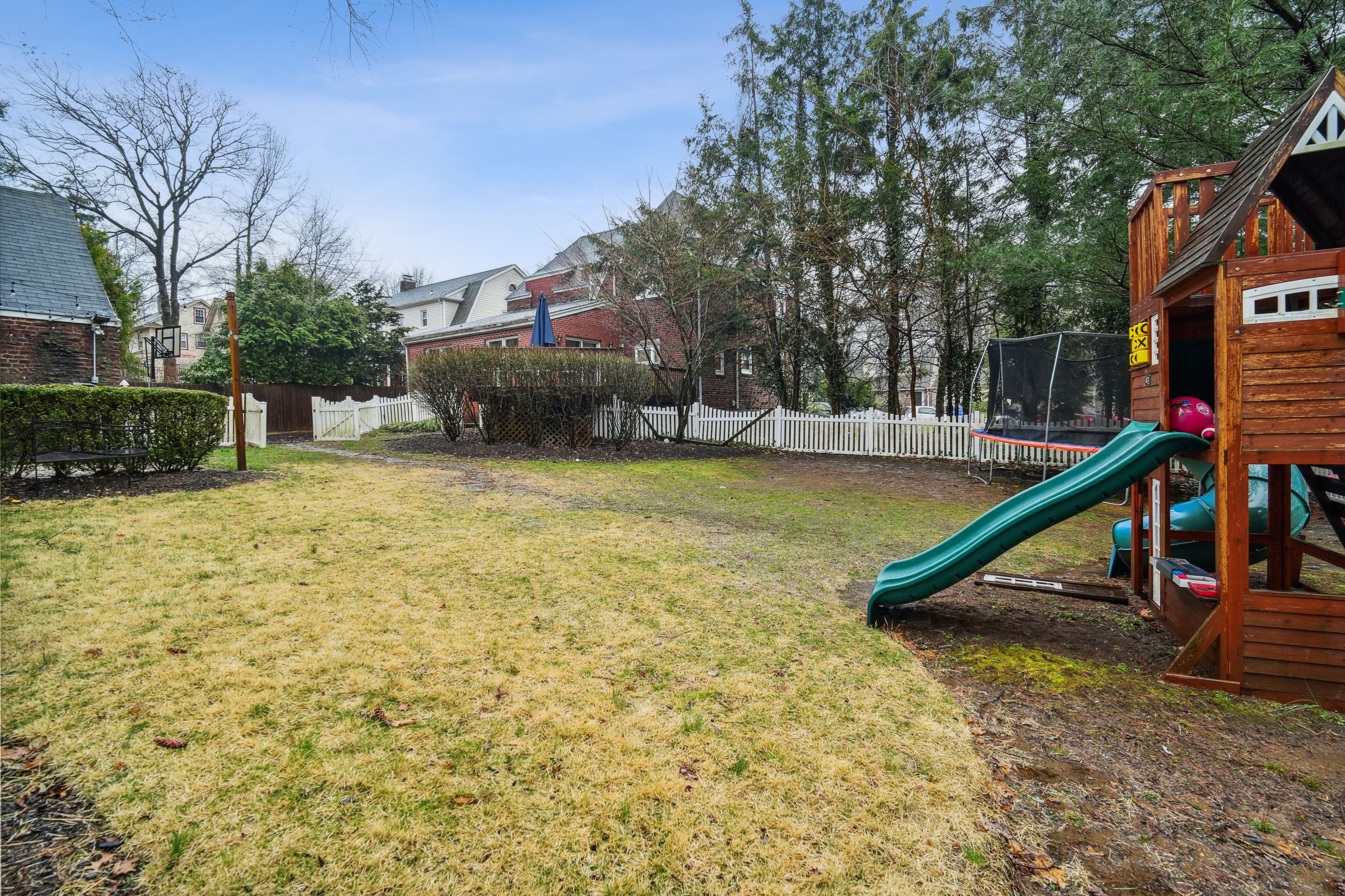 143 Holland Avenue 