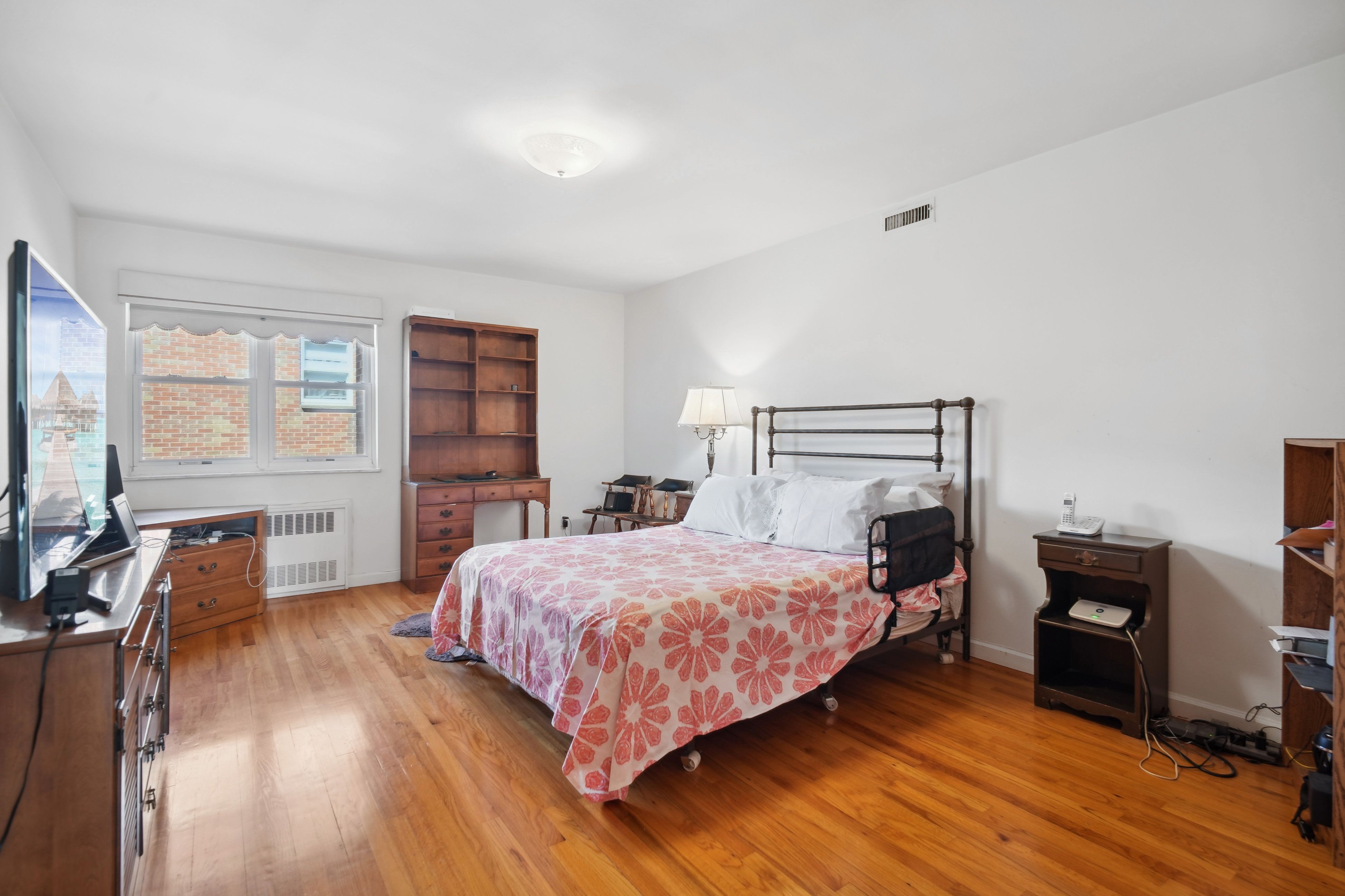 336 Tremont Avenue 