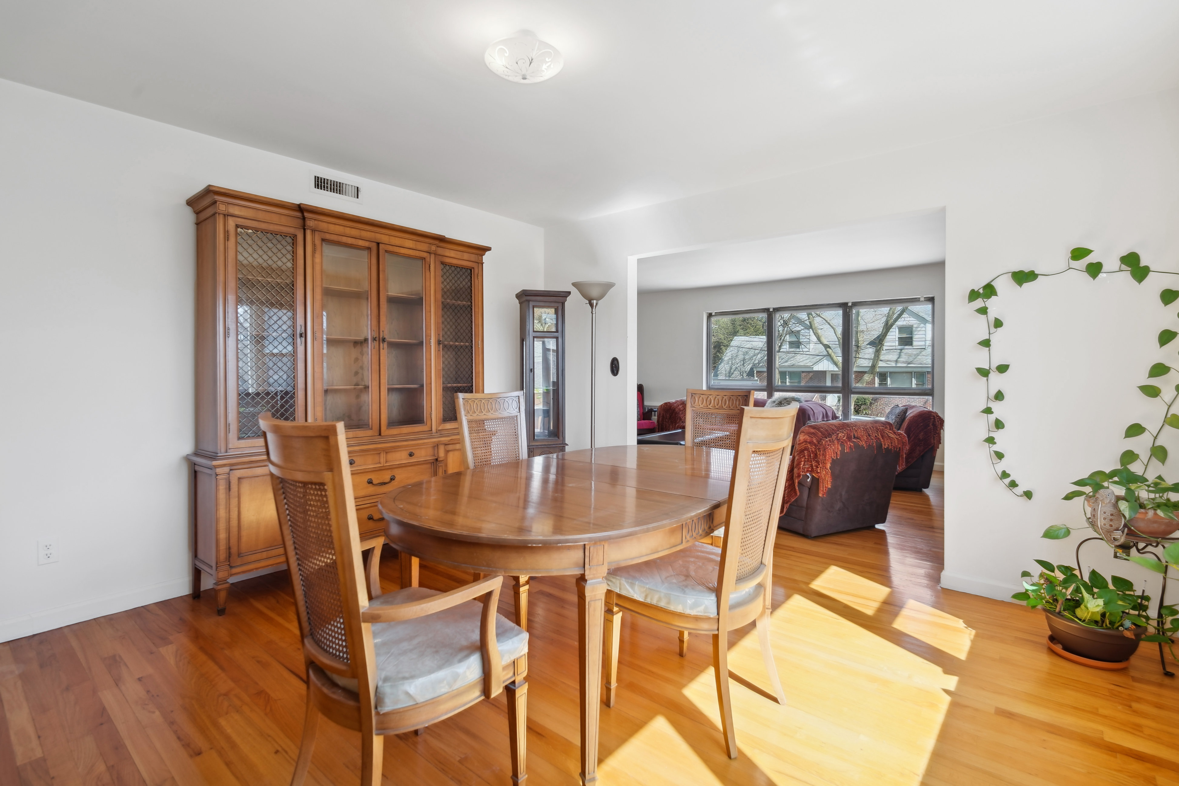 336 Tremont Avenue 