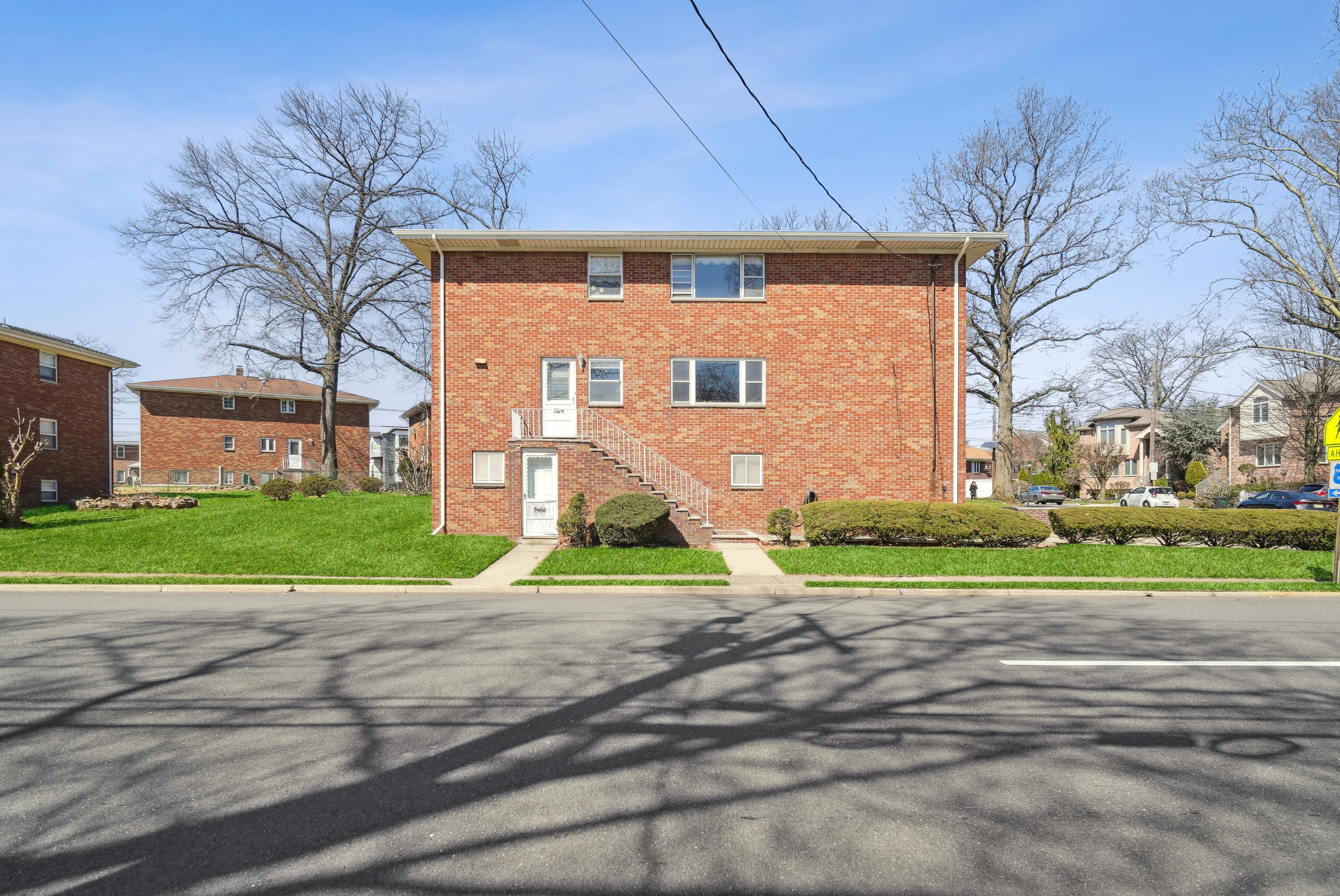 336 Tremont Avenue 