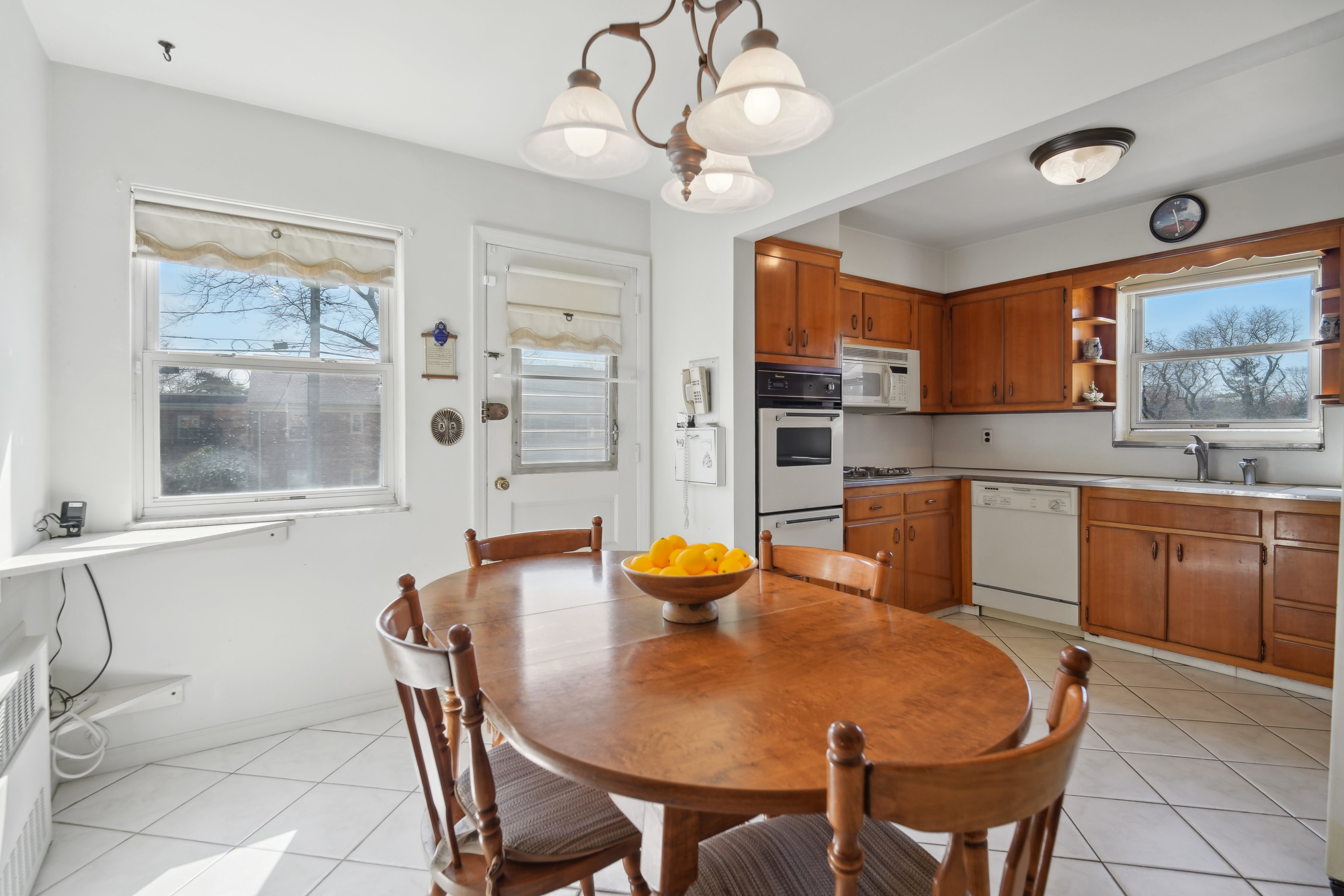 336 Tremont Avenue 