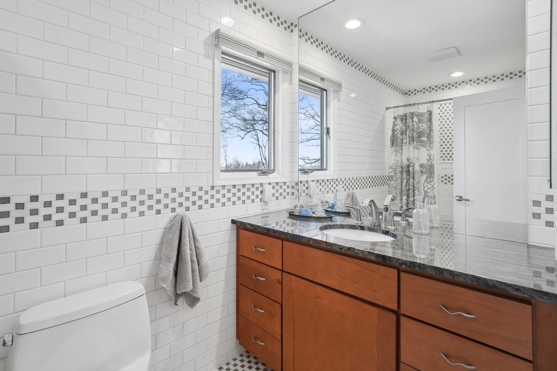 2 Edgewood Terrace 