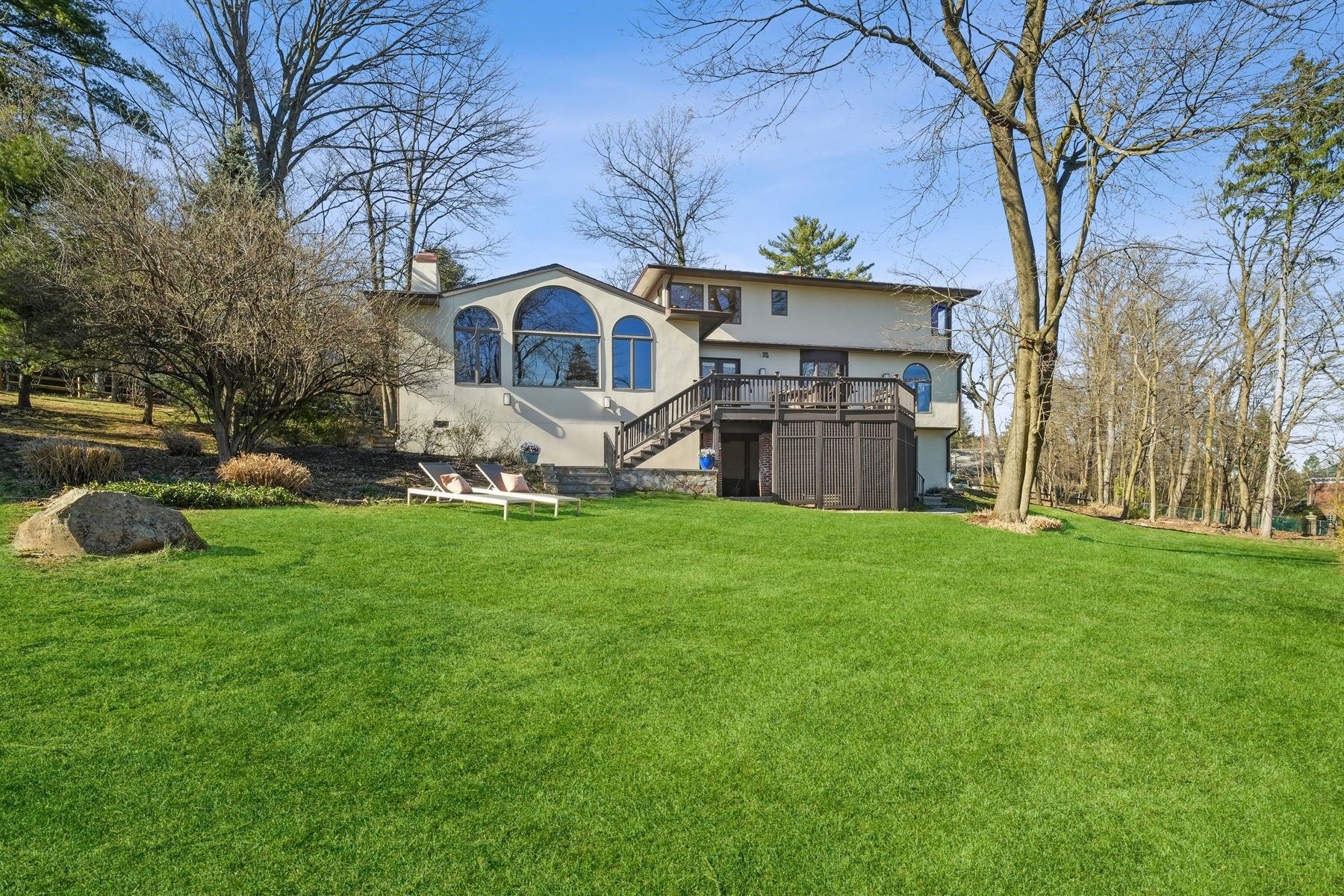 2 Edgewood Terrace 