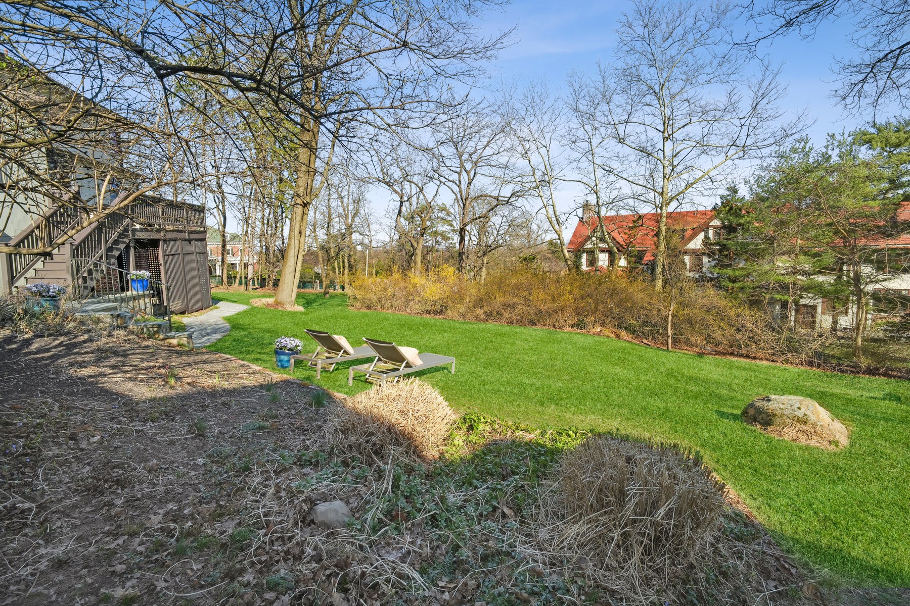 2 Edgewood Terrace 