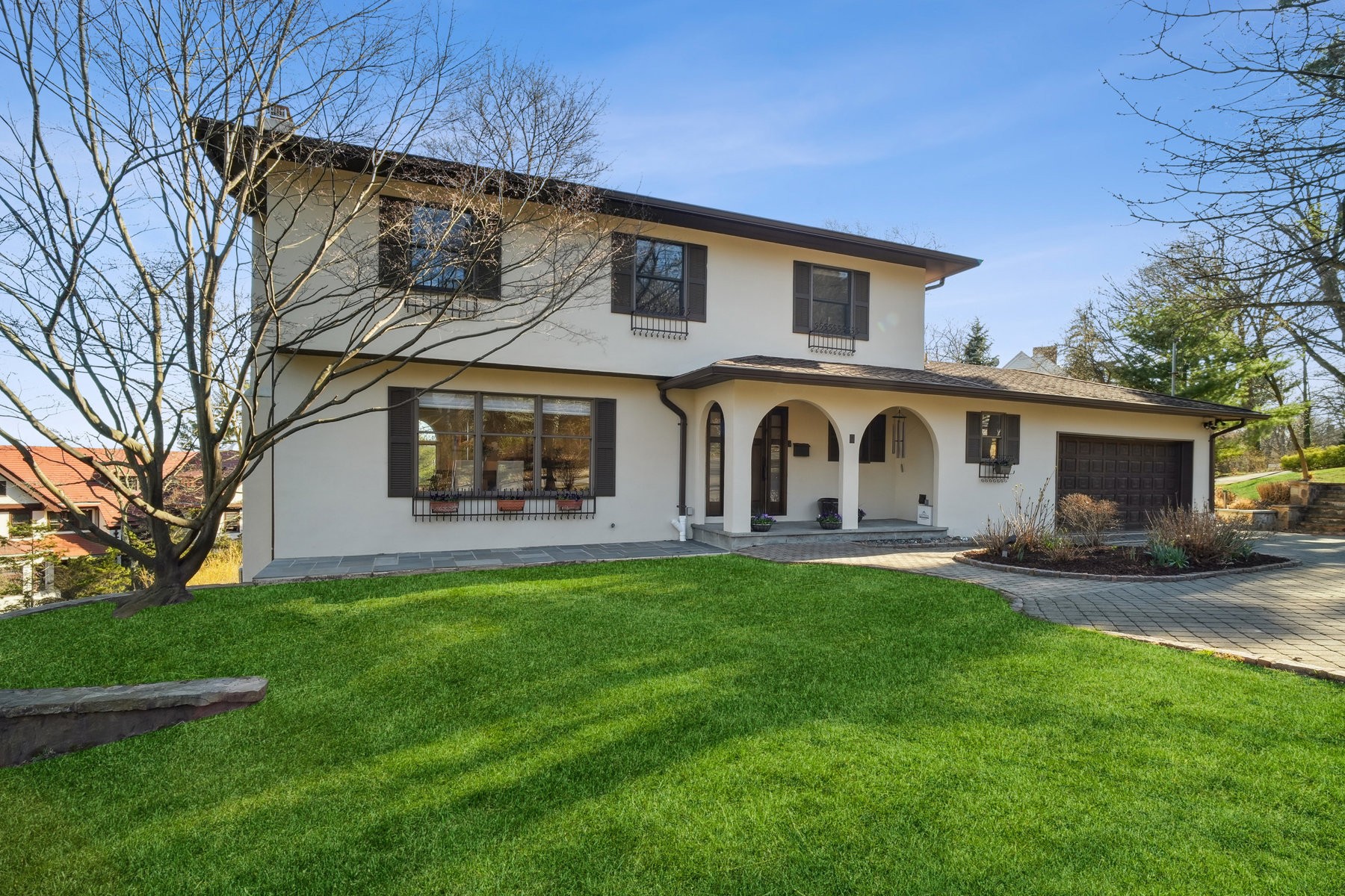 2 Edgewood Terrace 