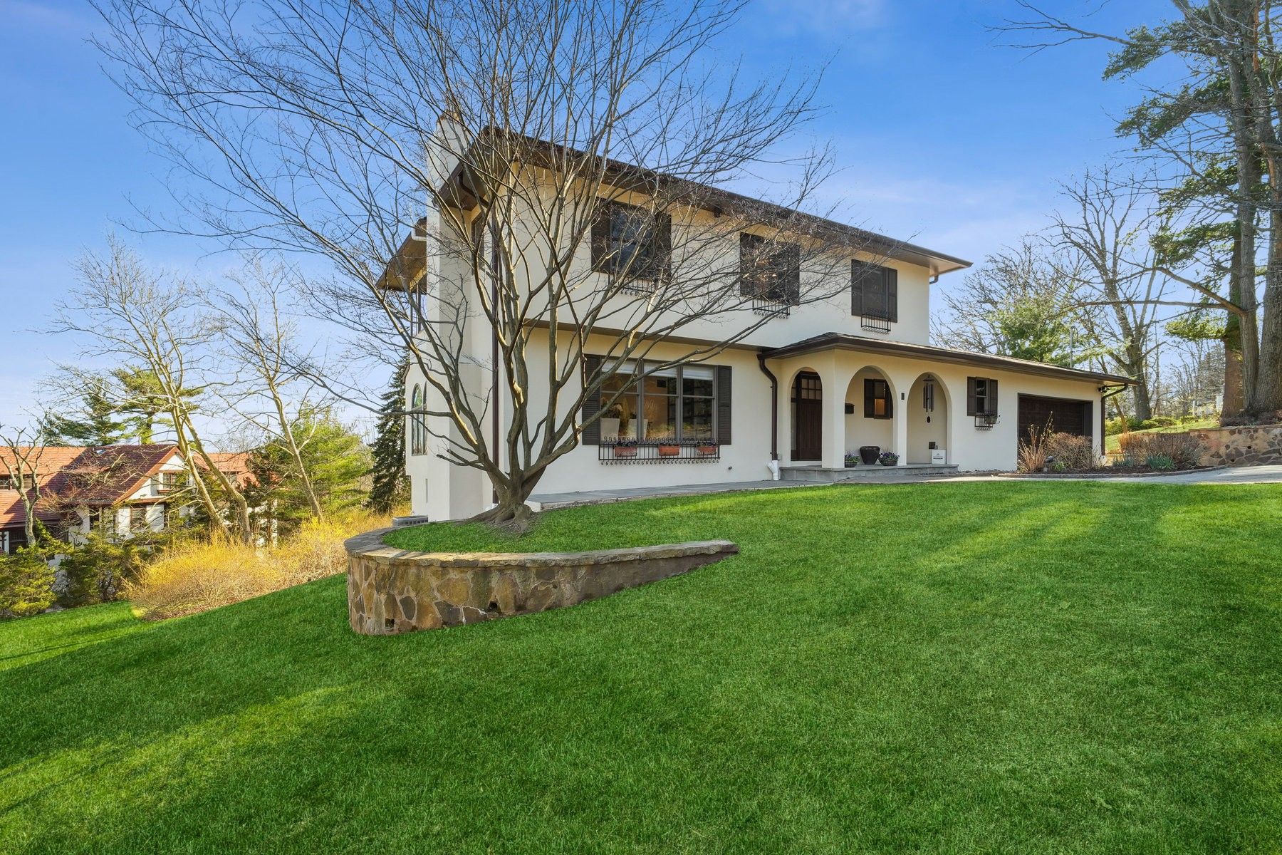 2 Edgewood Terrace 