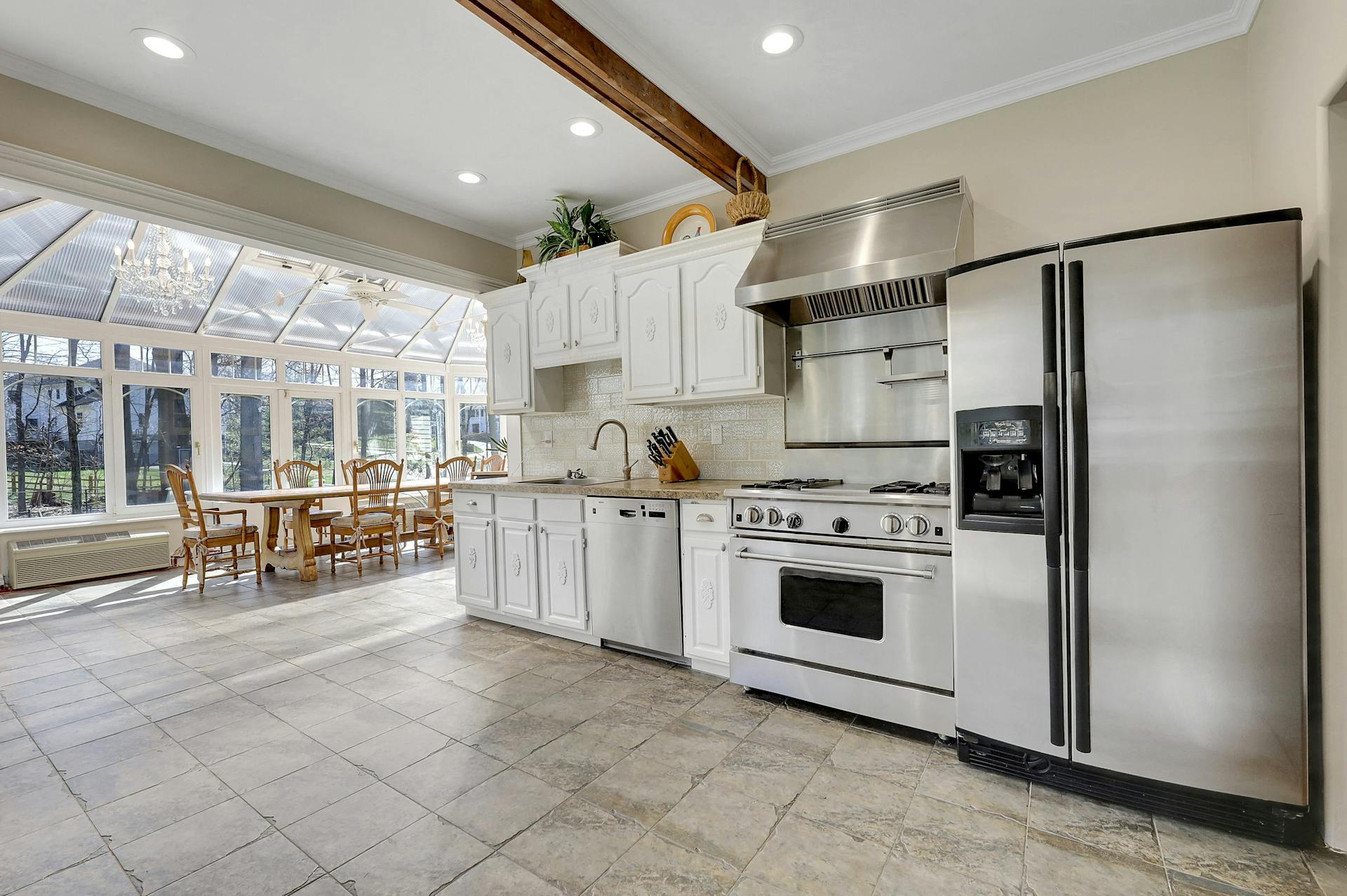 1075 High Mountain Road