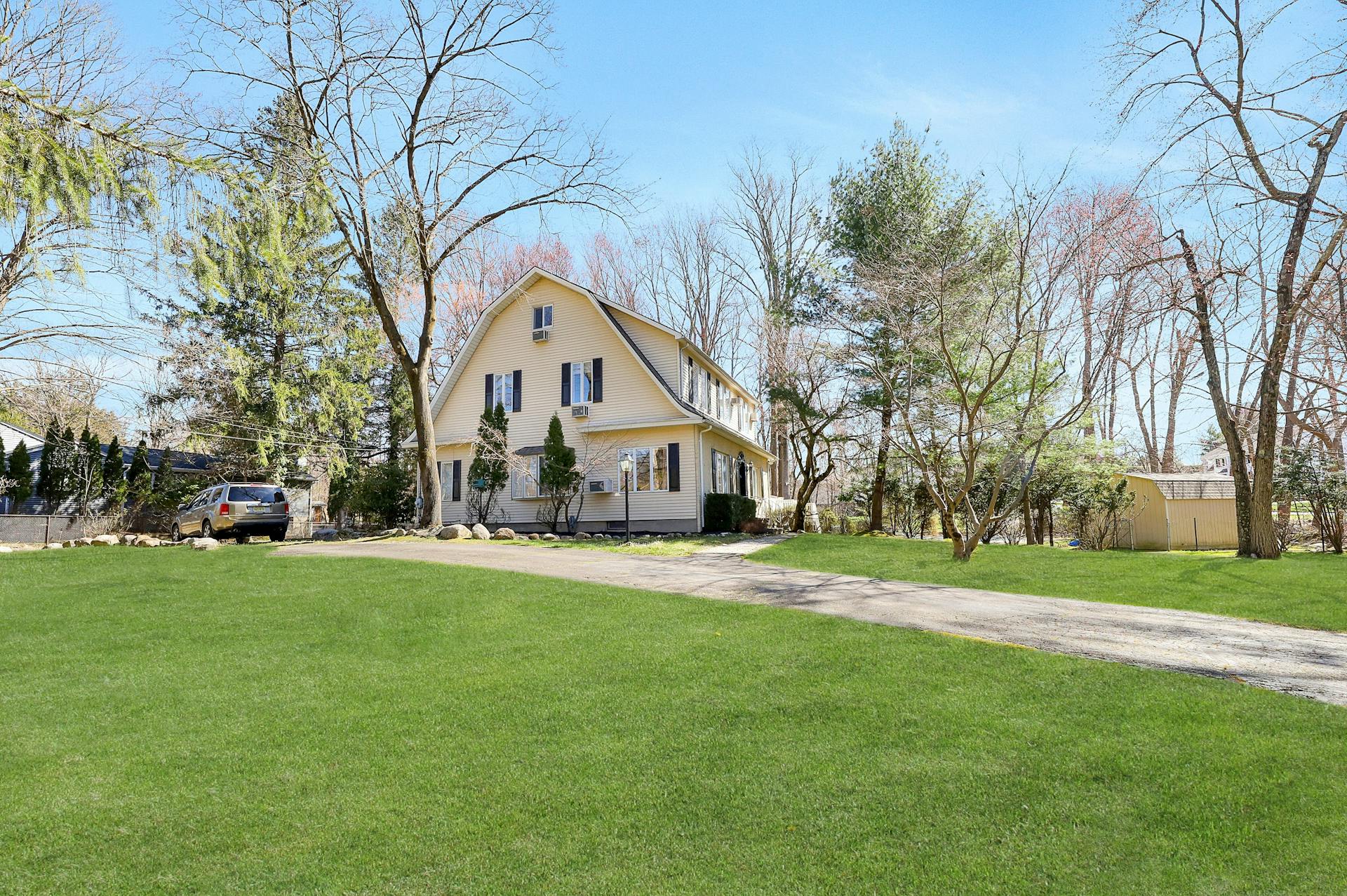 1075 High Mountain Road