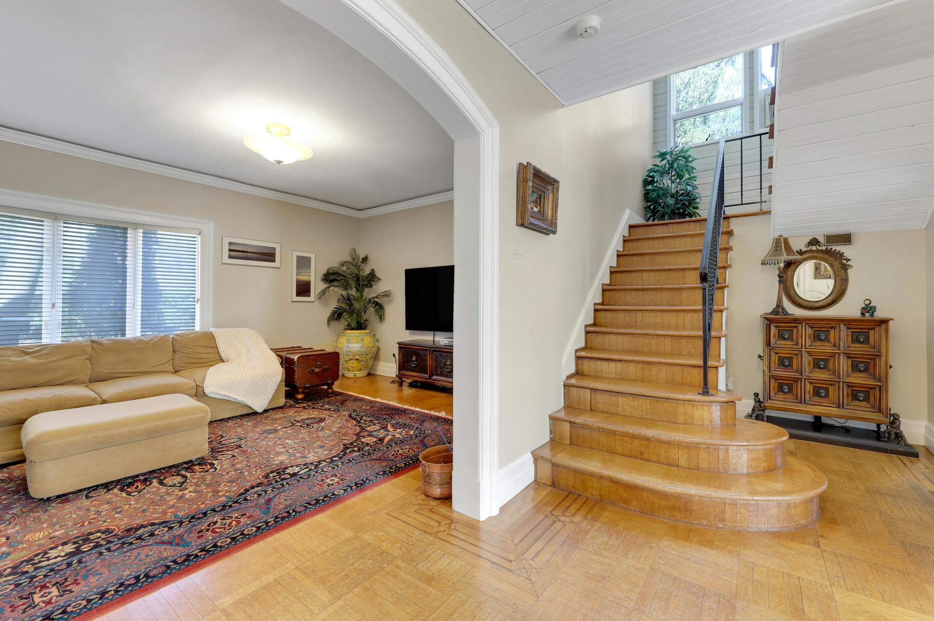 1075 High Mountain Road