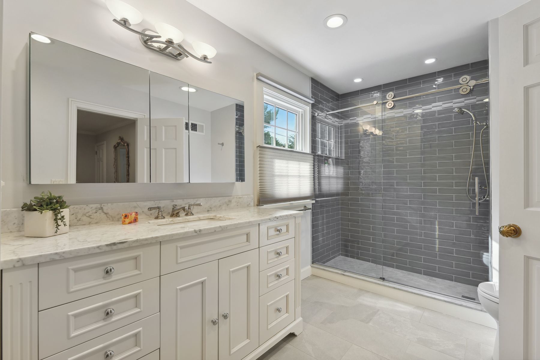 28 Greenview Way 