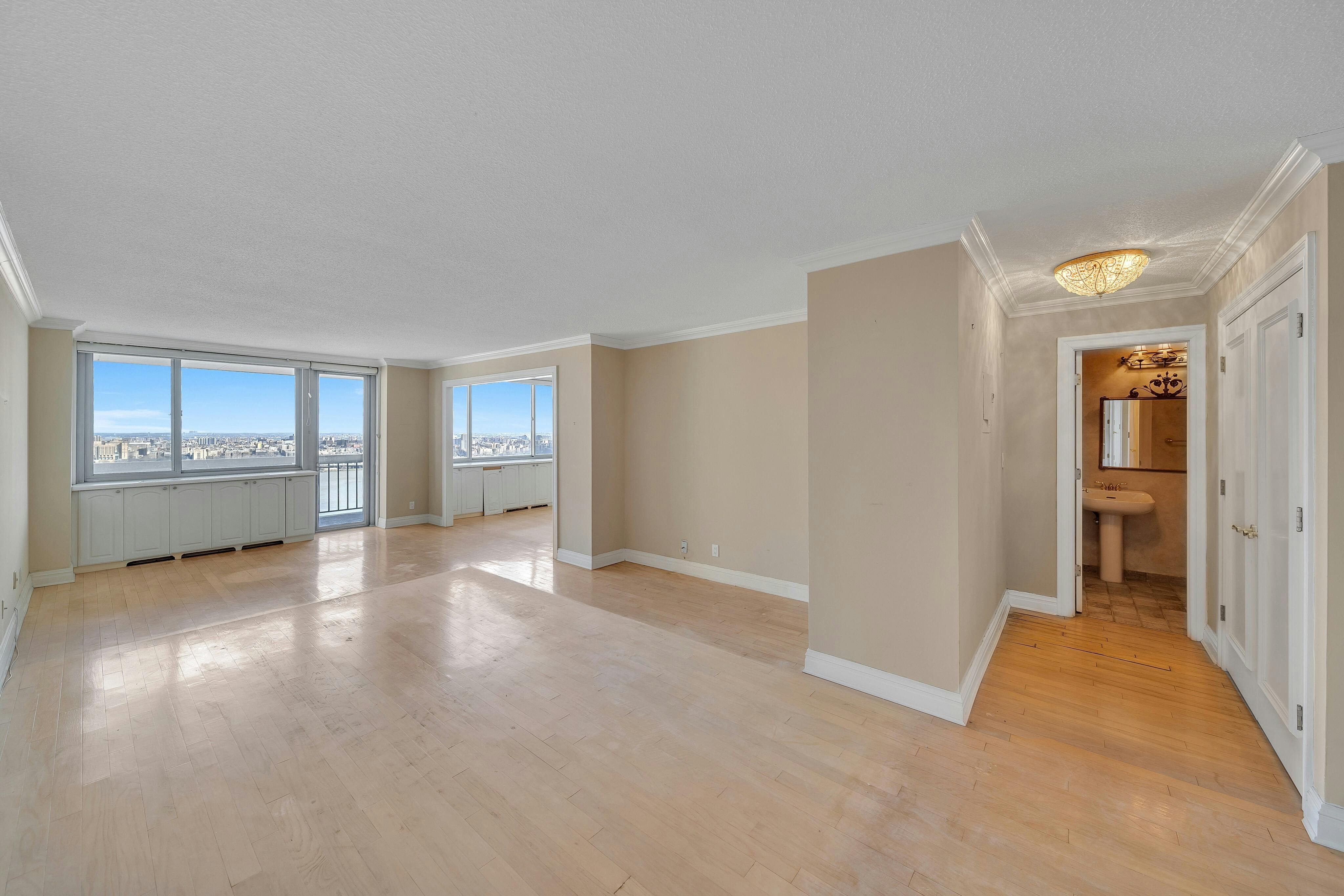 1600 Parker Avenue Unit# 18D