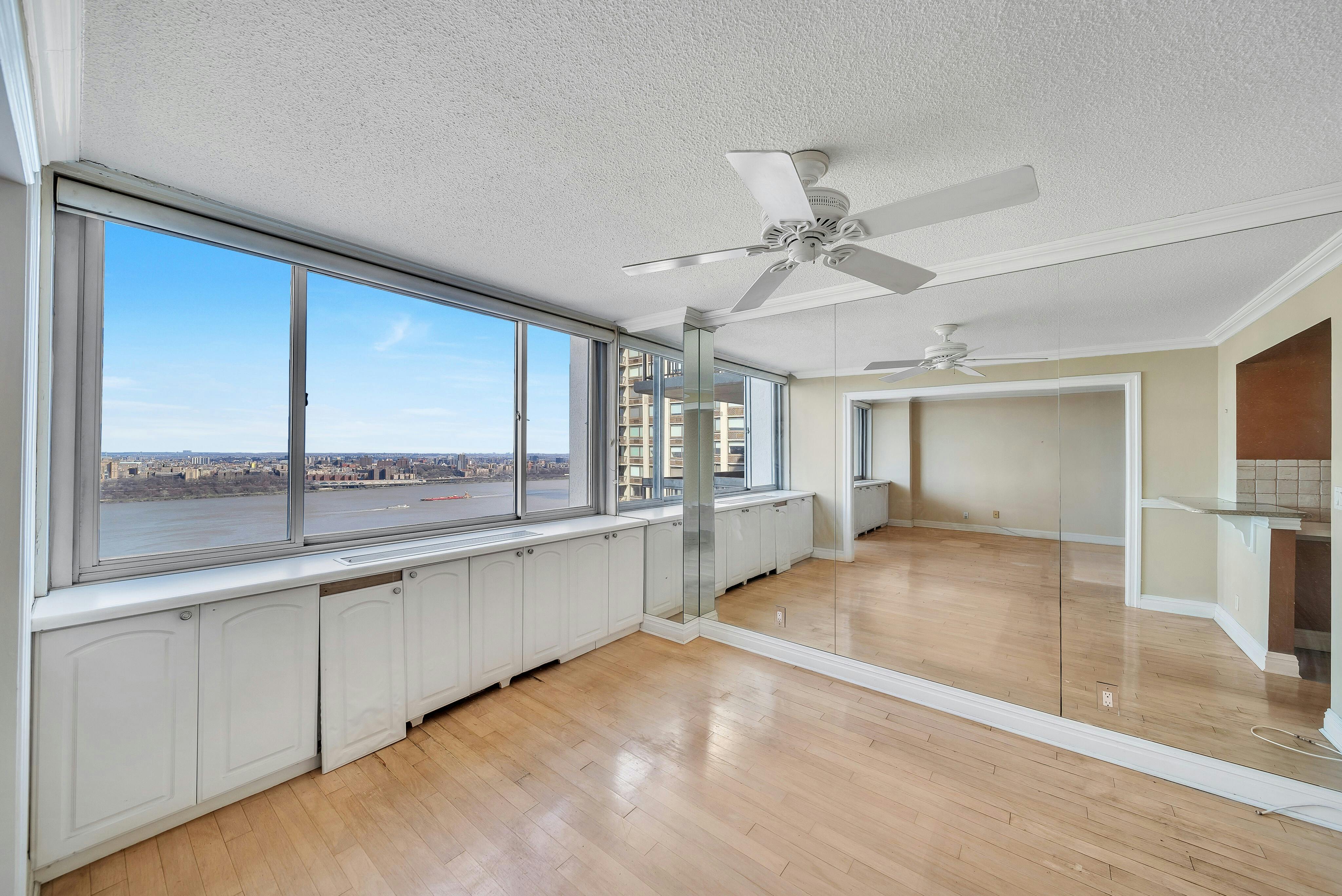 1600 Parker Avenue Unit# 18D