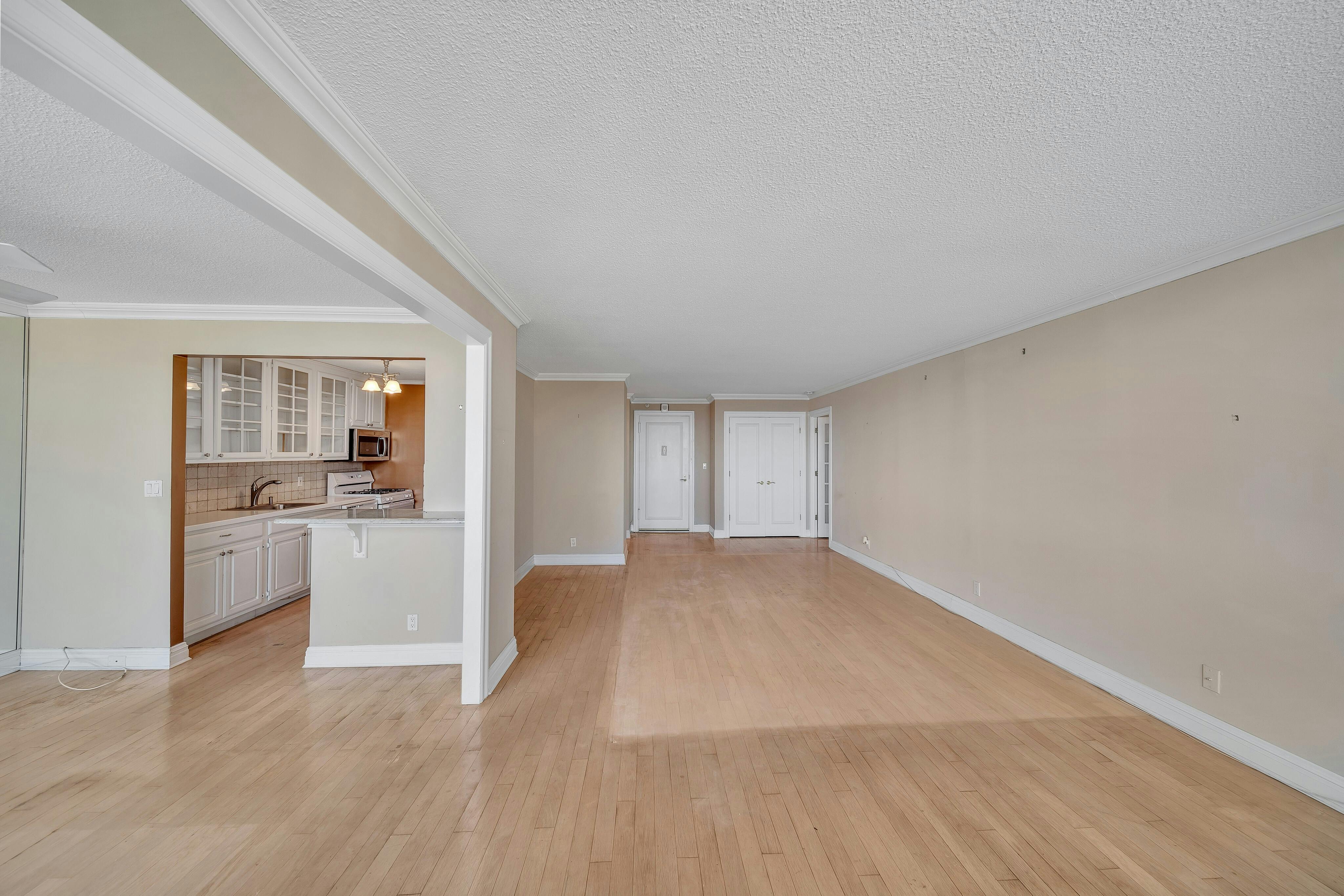 1600 Parker Avenue Unit# 18D