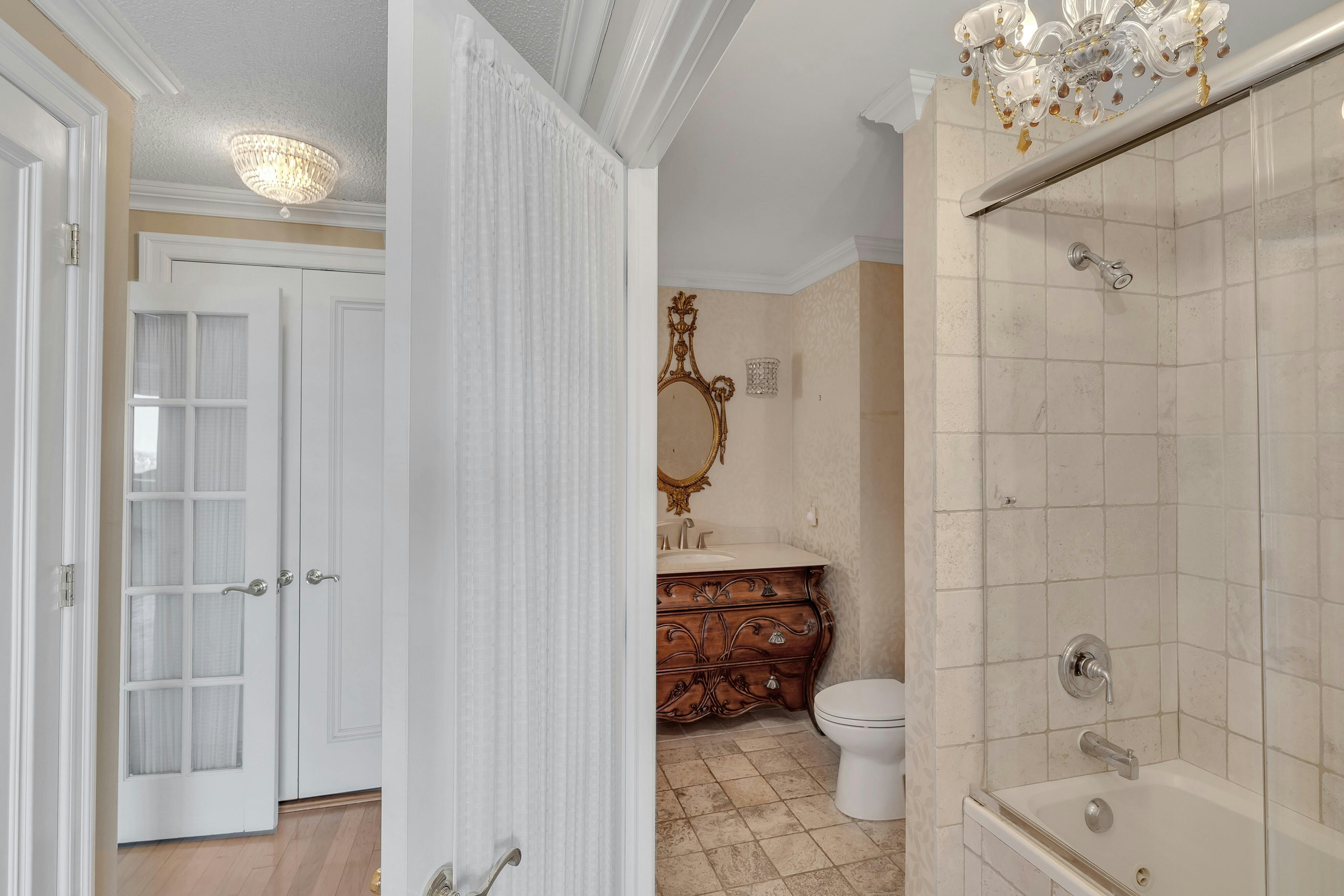 1600 Parker Avenue Unit# 18D