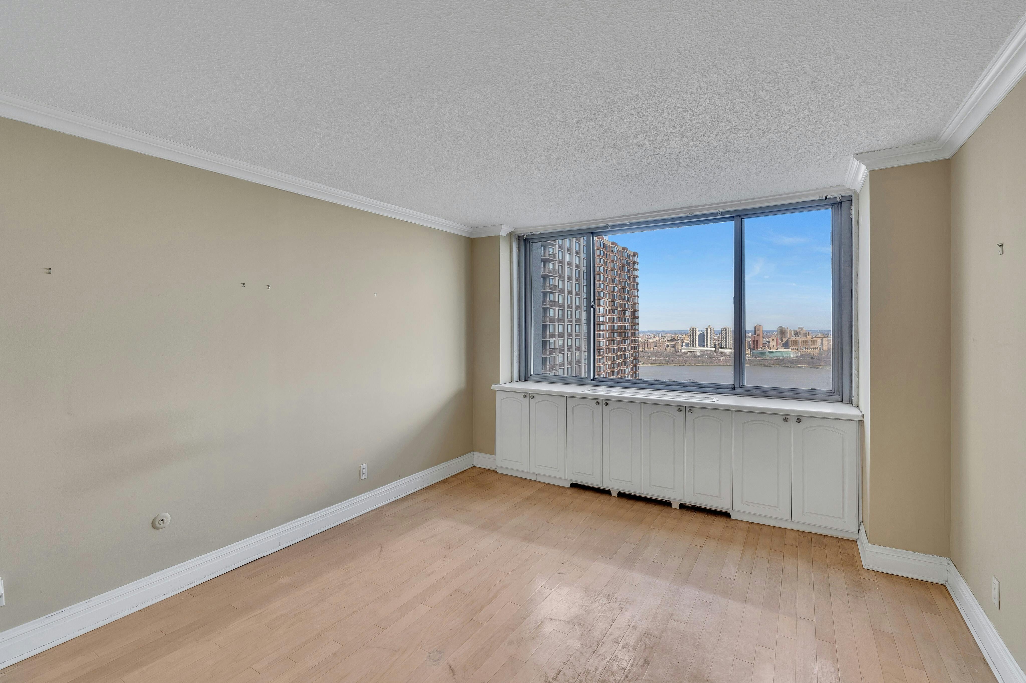 1600 Parker Avenue Unit# 18D