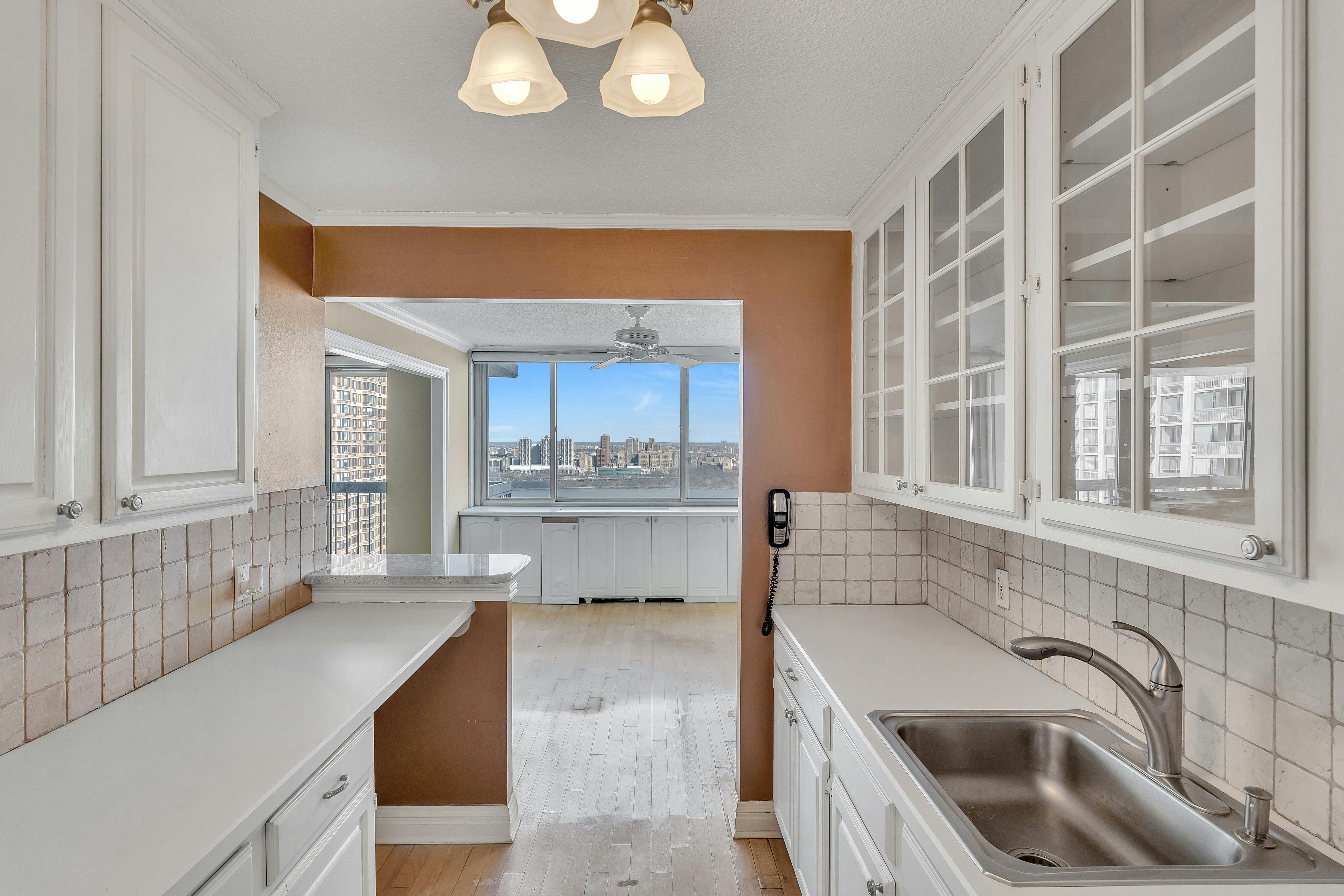 1600 Parker Avenue Unit# 18D